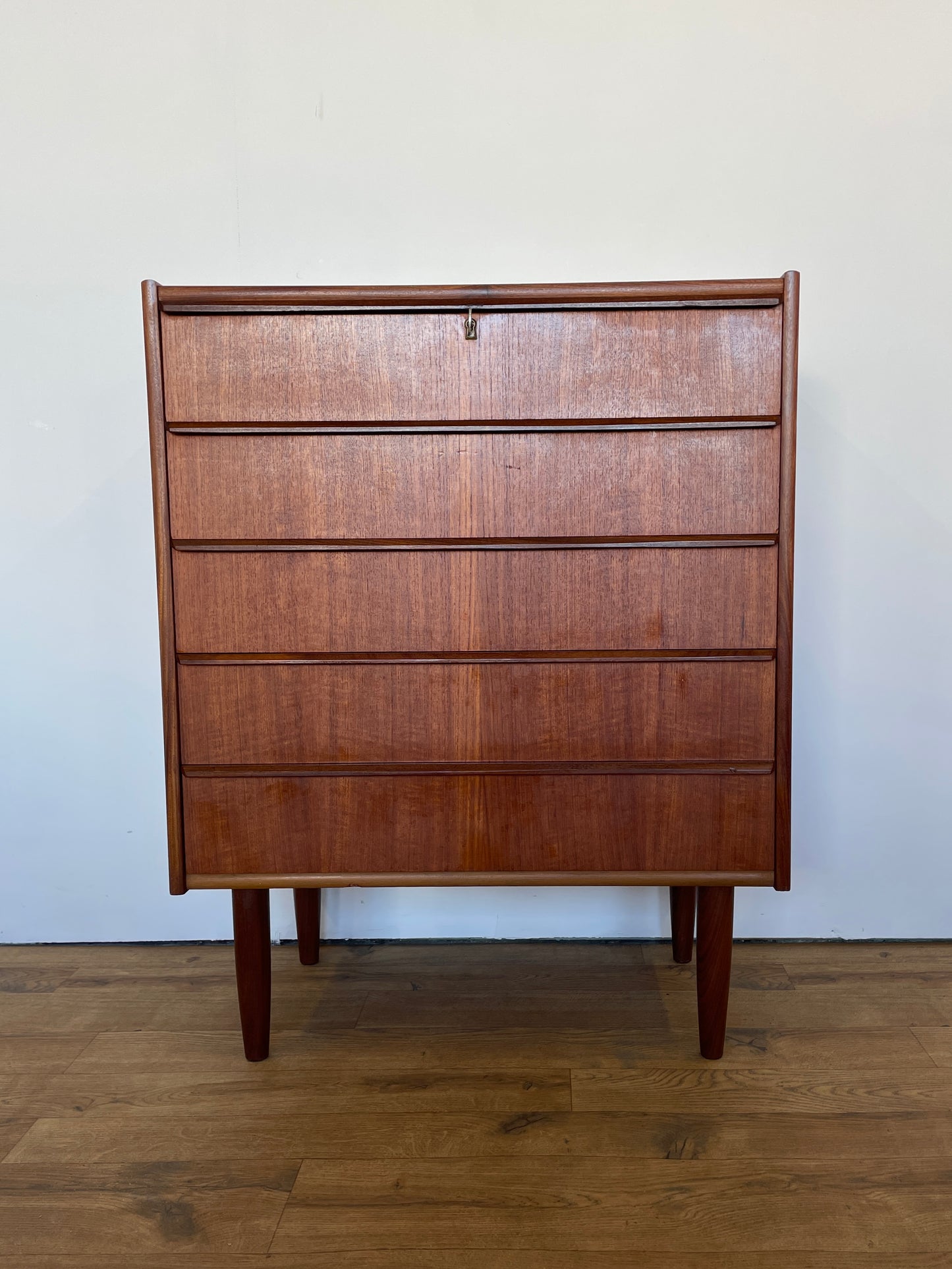 Danish Chest of Drawers Teak Mid-Century - Scandi / Vintage