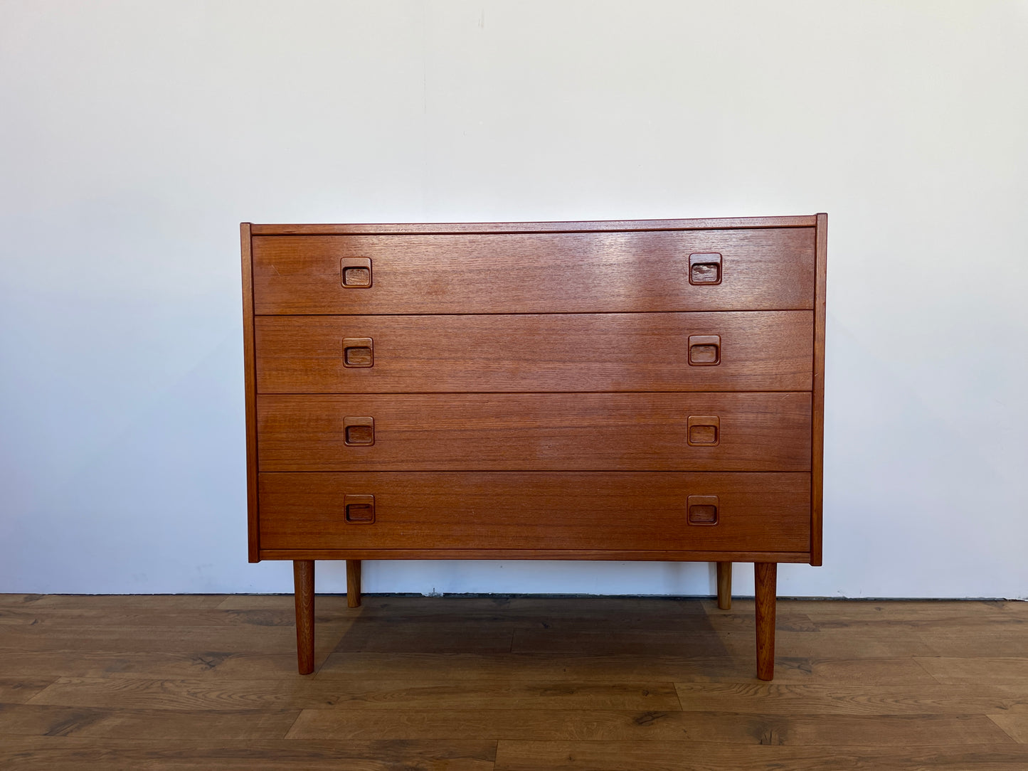 Danish Chest of Drawers Teak Mid-Century - Scandi / Vintage - 4 Drawer