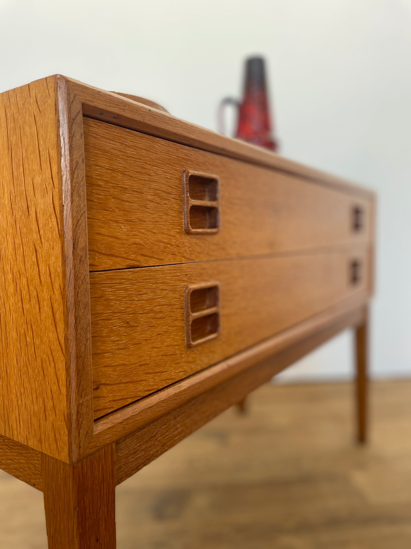 Danish Chest of Drawers Oak Mid-Century - Scandi / Vintage - 2 Drawer