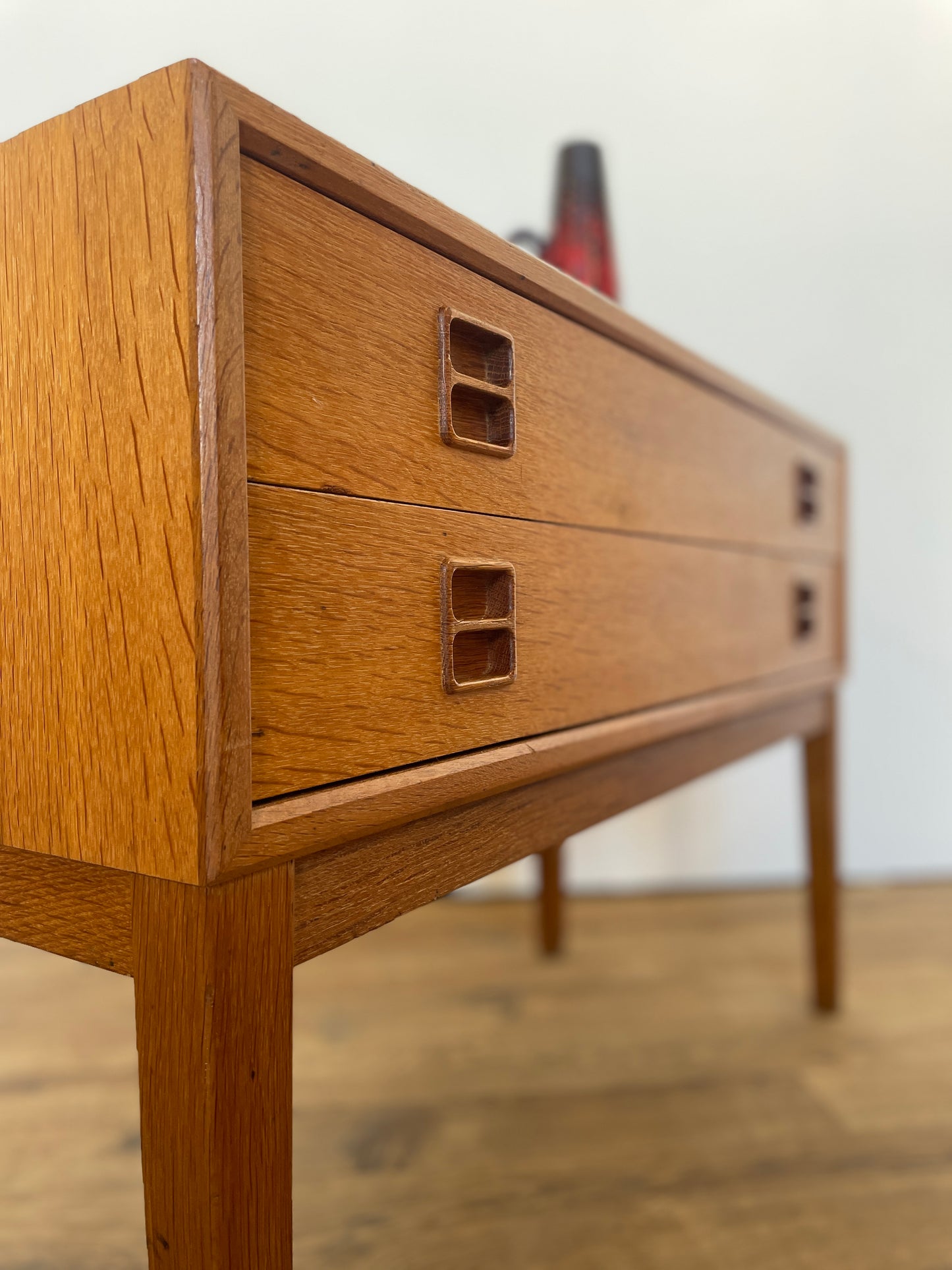 Danish Chest of Drawers Oak Mid-Century - Scandi / Vintage - 2 Drawer