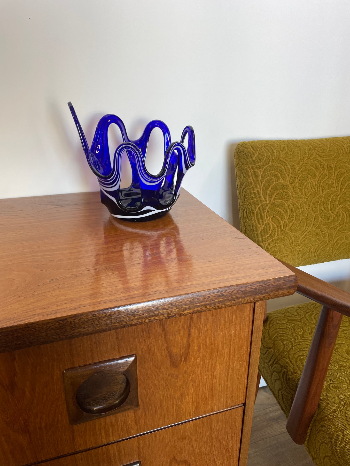 Murano Style Hand-Blown Cobalt Blue Art Glass Bowl – Vintage Freeform Swirl Design