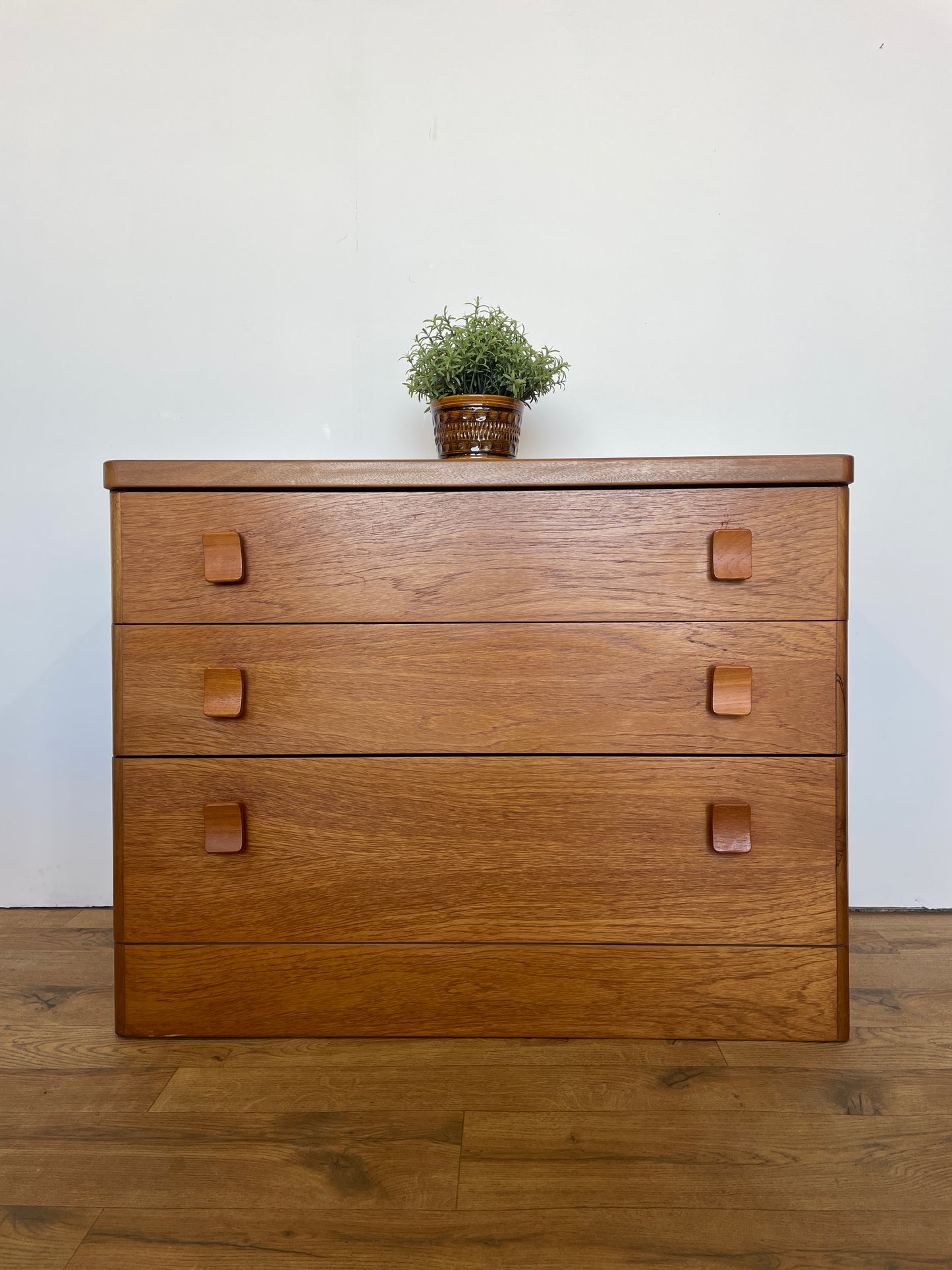 Vintage Stag Chest of Drawers – Mid-Century Modern 3 Drawer Teak Dresser