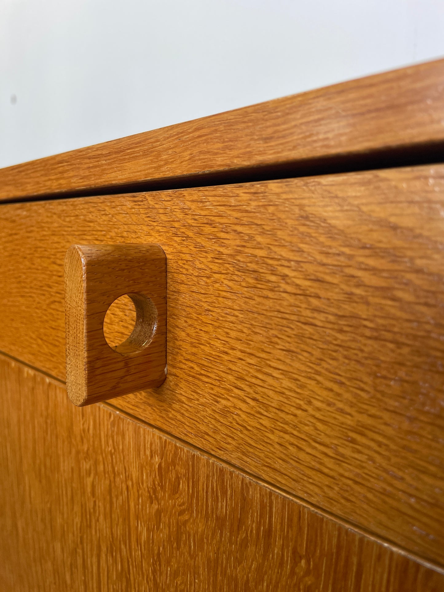 Mid-Century Stag Bedside Cabinet – Vintage Teak Nightstand