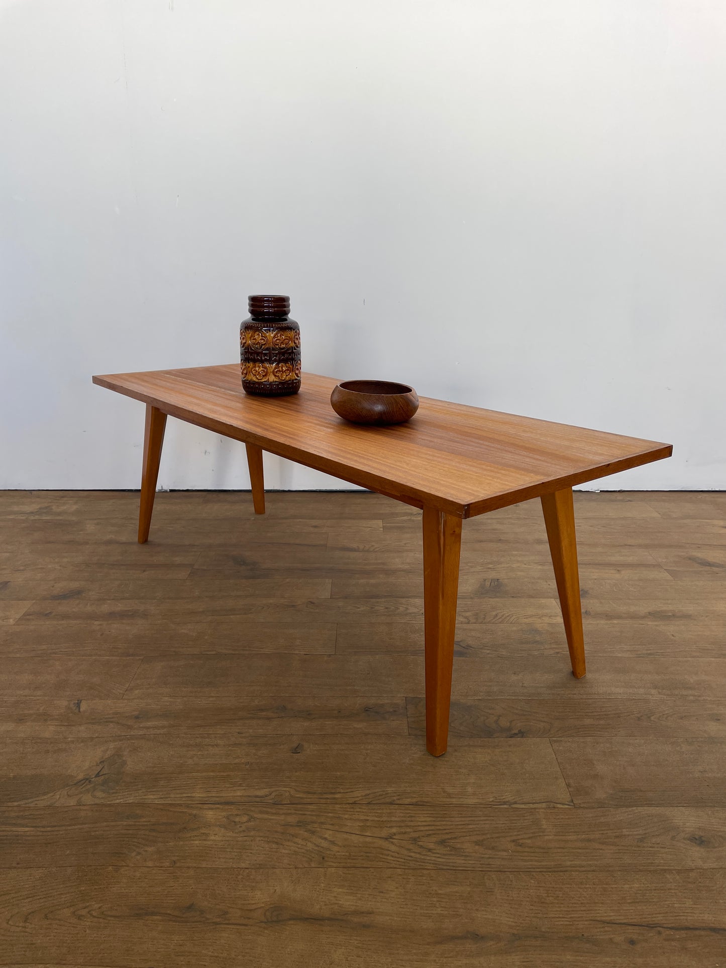 Vintage Mid-Century Teak Coffee Table – Scandinavian Modern Style