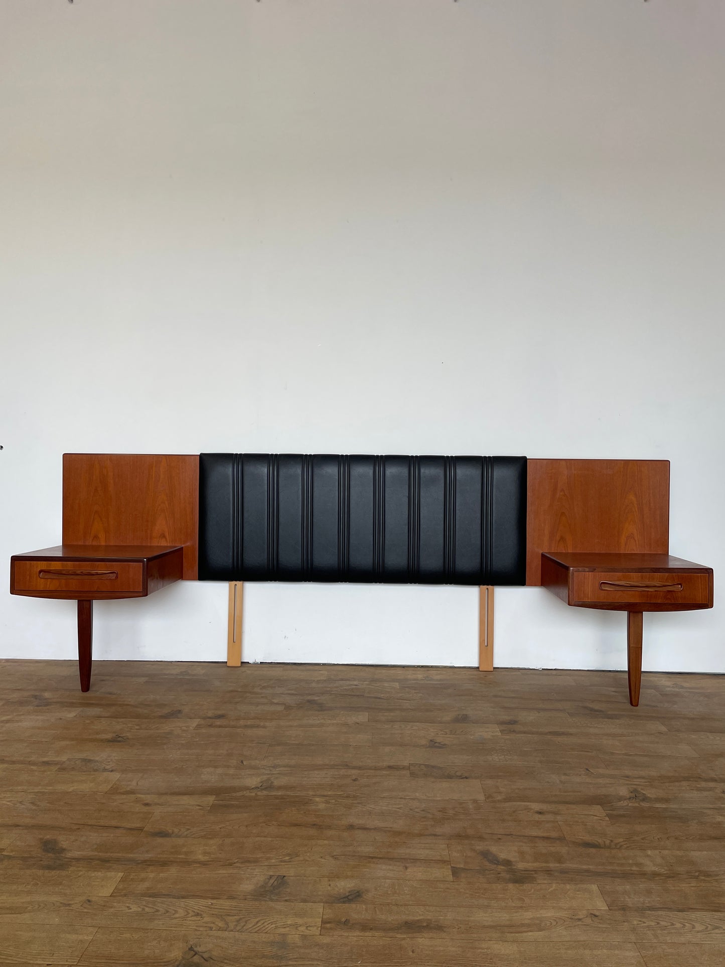 Vintage G Plan Teak Headboard with Floating Bedside Tables – Mid-Century Modern Bedroom Furniture