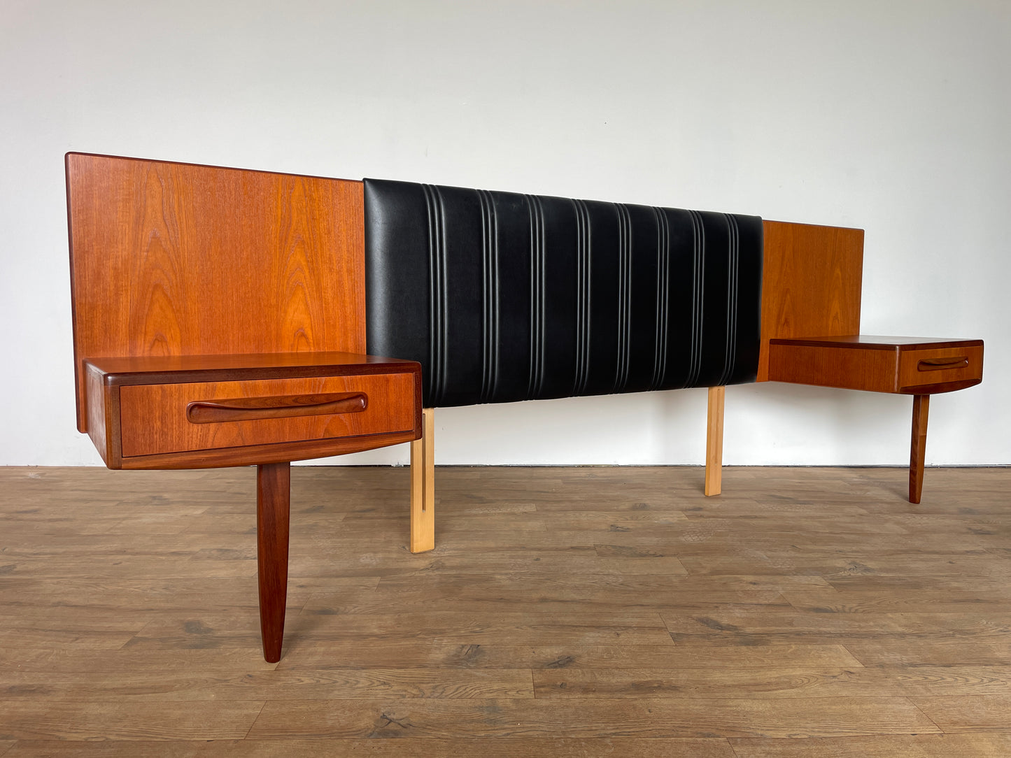 Vintage G Plan Teak Headboard with Floating Bedside Tables – Mid-Century Modern Bedroom Furniture