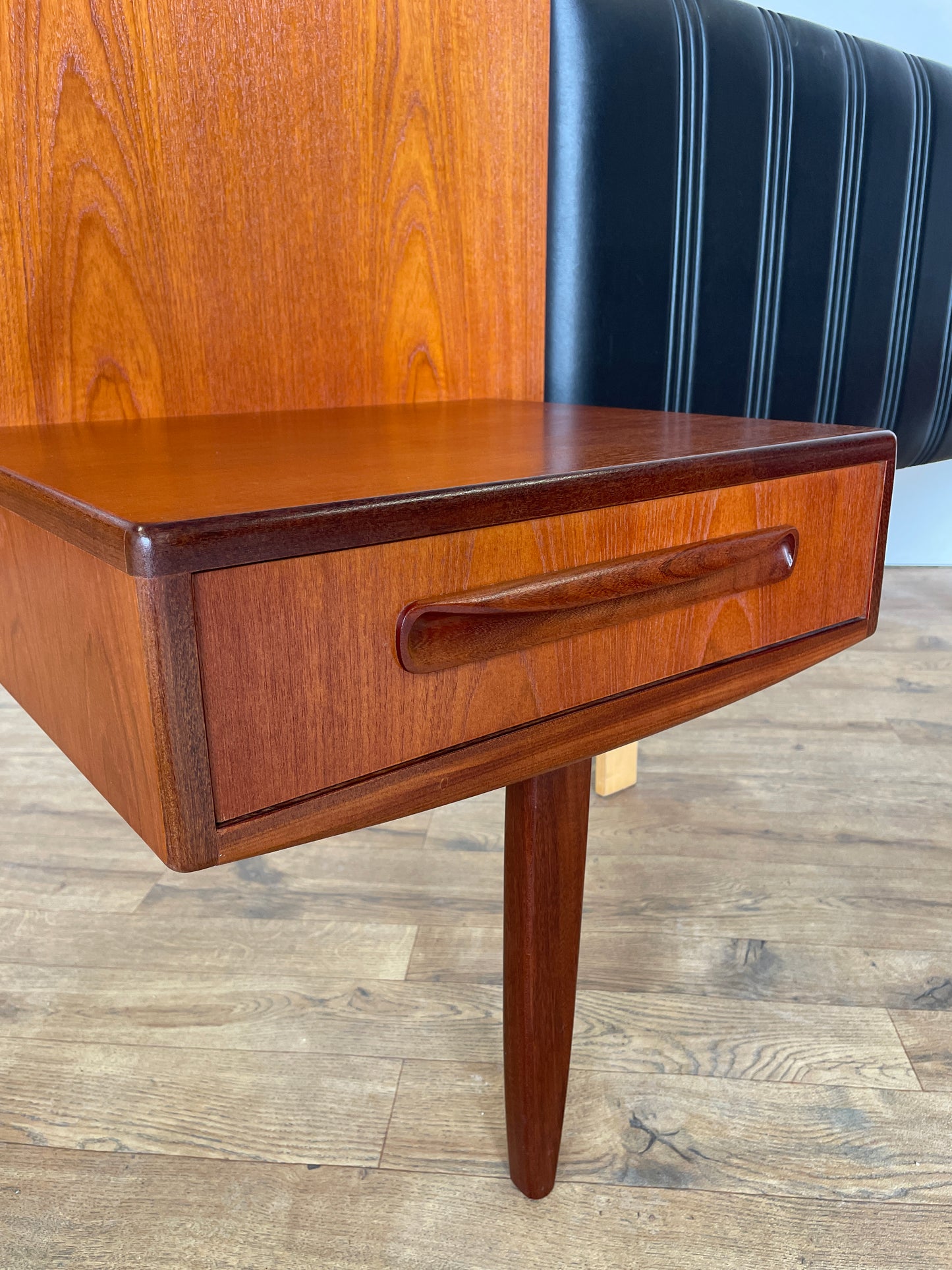 Vintage G Plan Teak Headboard with Floating Bedside Tables – Mid-Century Modern Bedroom Furniture