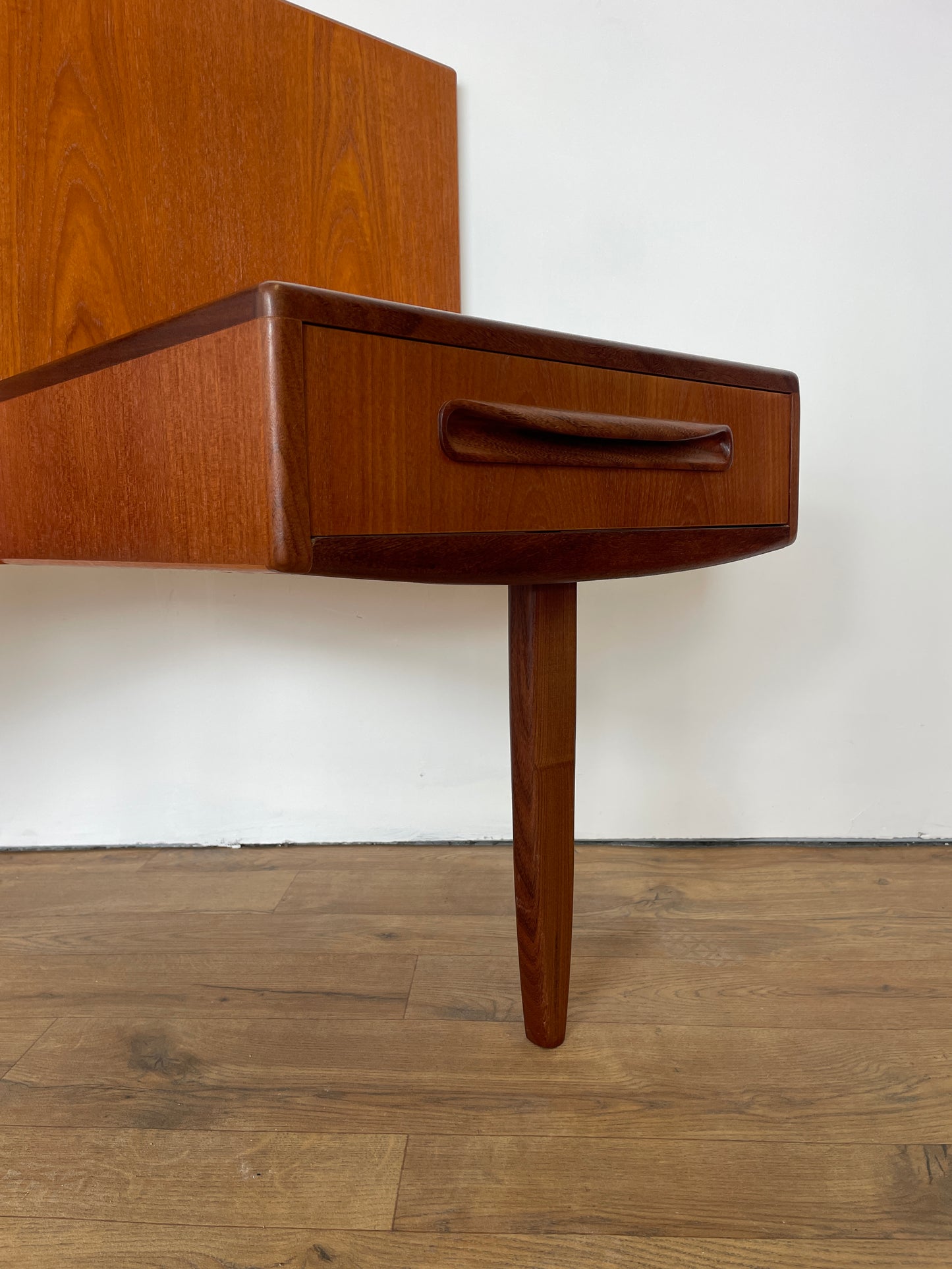 Vintage G Plan Teak Headboard with Floating Bedside Tables – Mid-Century Modern Bedroom Furniture