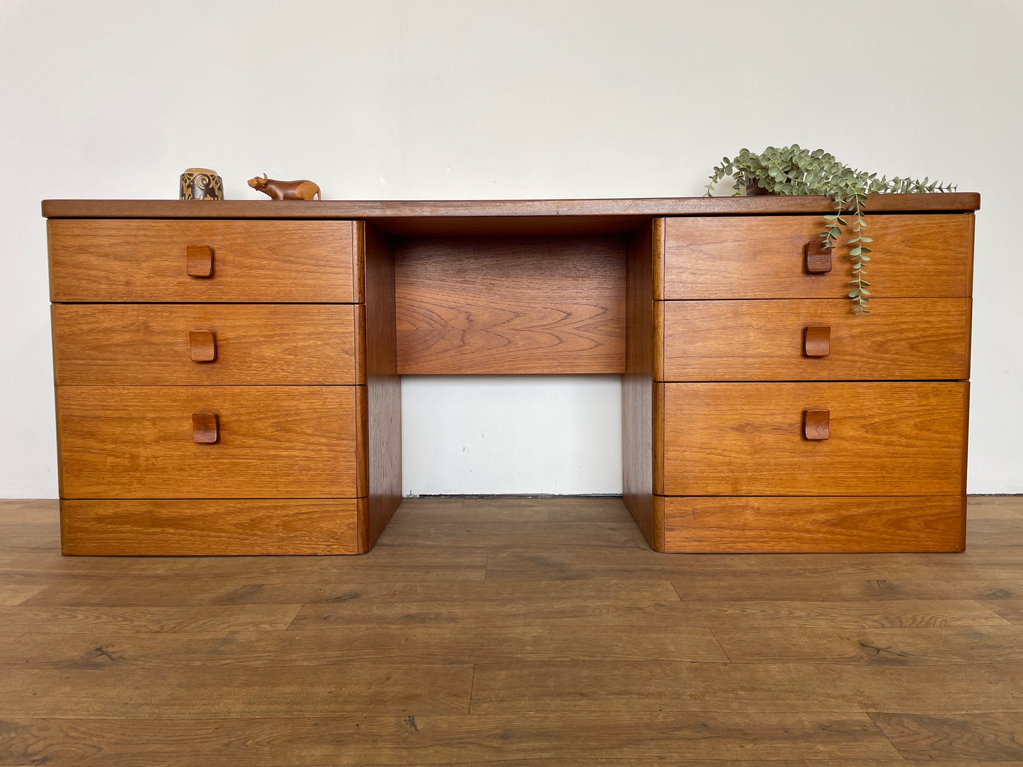 Mid-Century Stag Dressing Table / Desk in Teak