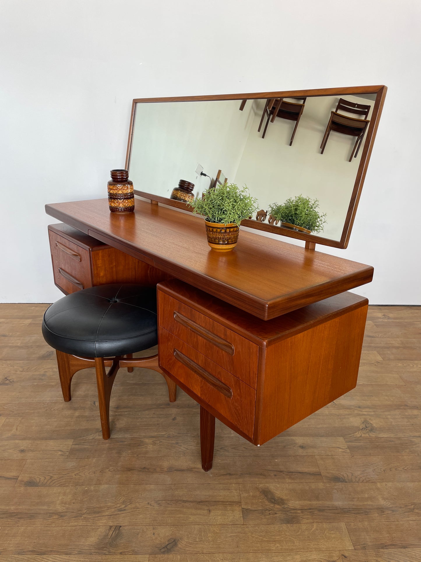 G Plan Fresco Teak Floating Top Dressing Table with Mirror & Matching Stool – Mid-Century Modern