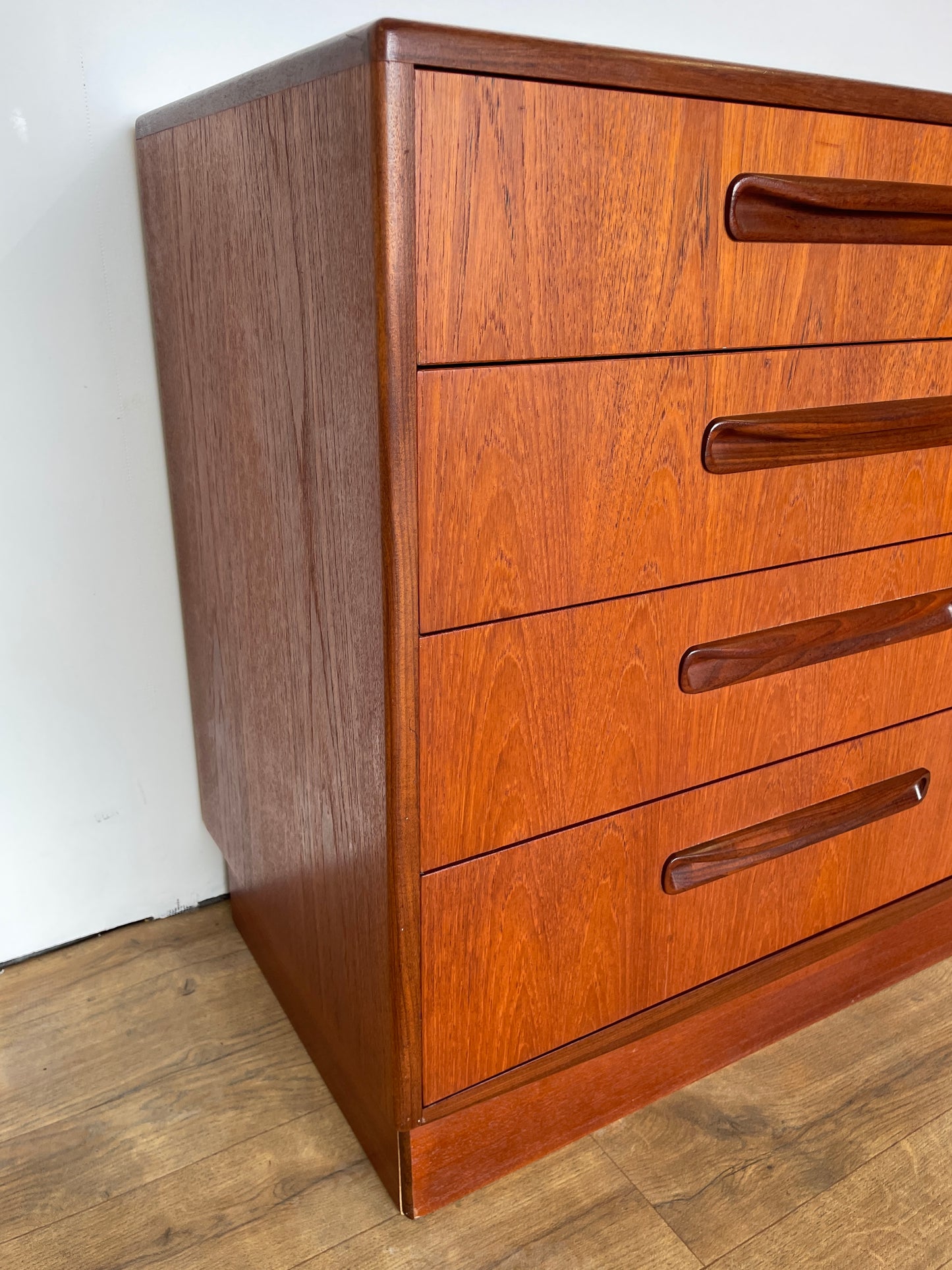Mid-Century G Plan Fresco 4-Drawer Teak Chest of Drawers – Vintage Retro Storage