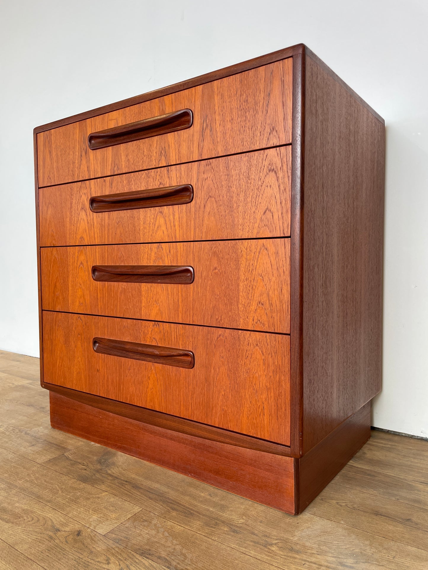 Mid-Century G Plan Fresco 4-Drawer Teak Chest of Drawers – Vintage Retro Storage