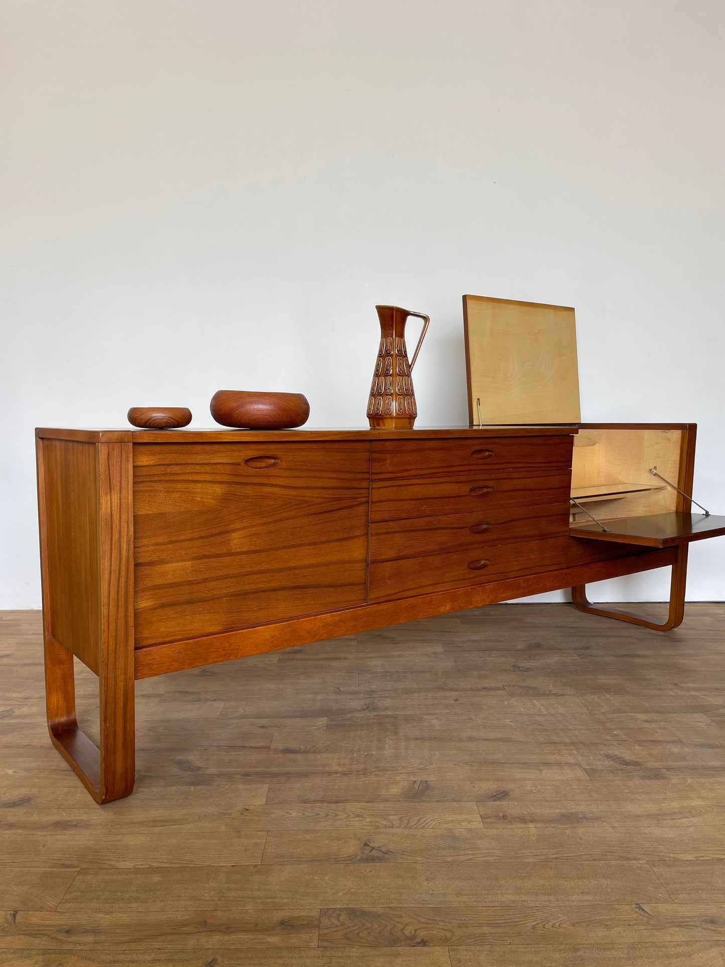 Gunther Hoffstead Mid-Century Teak Sideboard for Uniflex – Rare Vintage