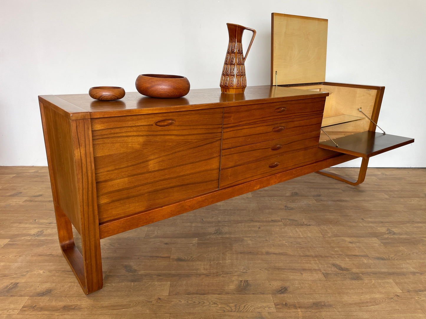 Gunther Hoffstead Mid-Century Teak Sideboard for Uniflex – Rare Vintage