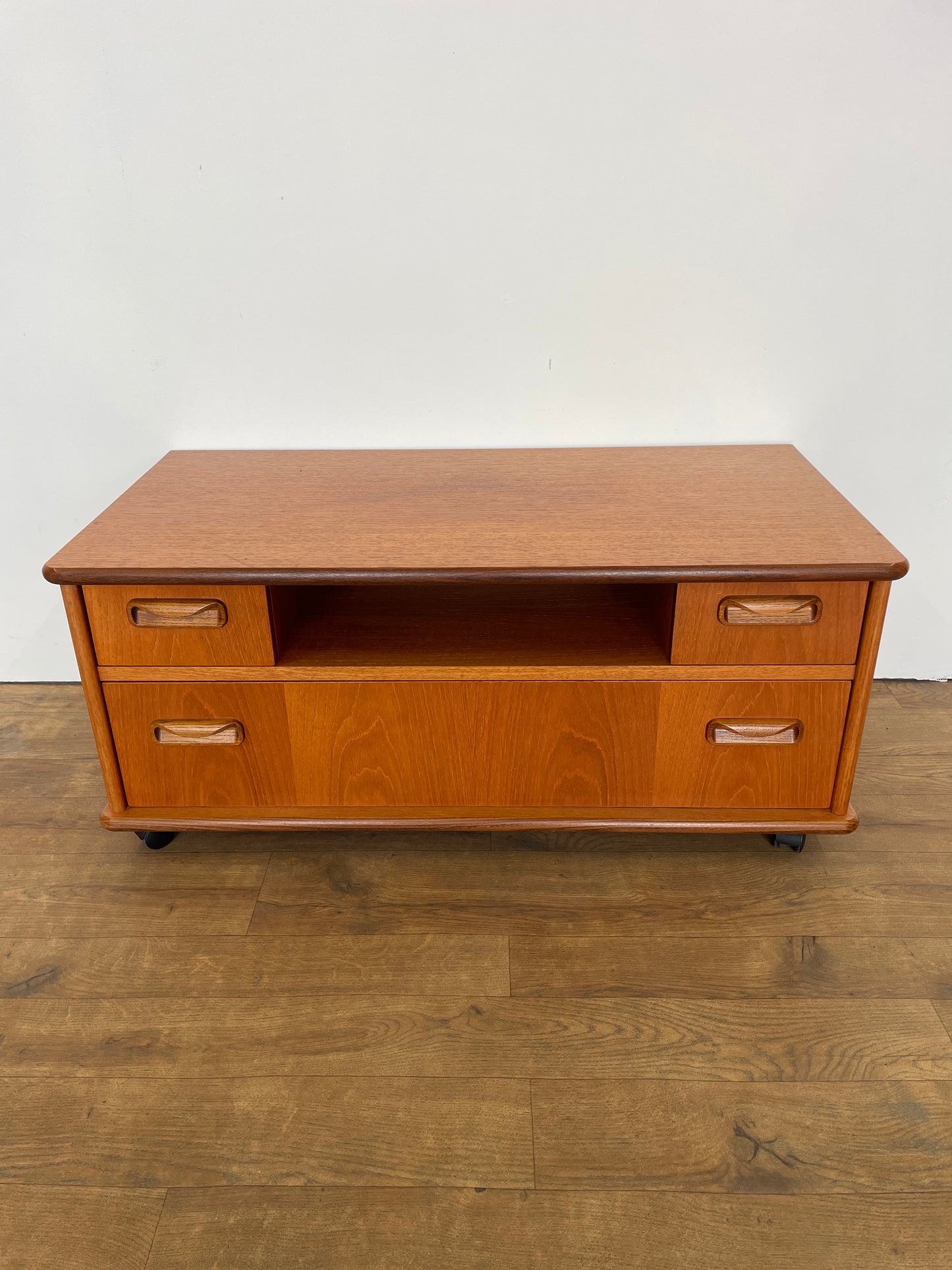 Vintage G Plan Teak TV Unit with Drawers on Castors – Mid-Century Modern