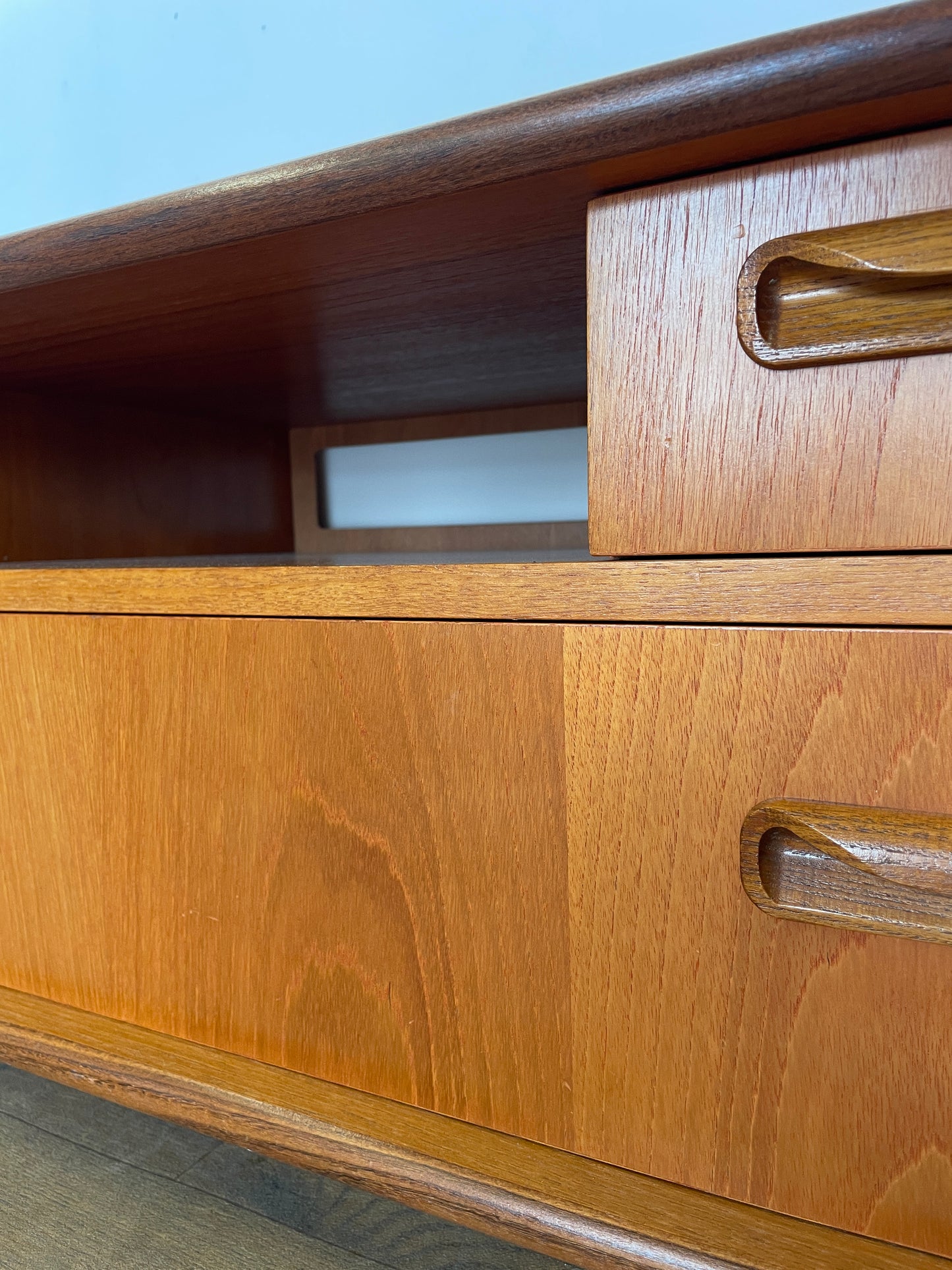 Vintage G Plan Teak TV Unit with Drawers on Castors – Mid-Century Modern