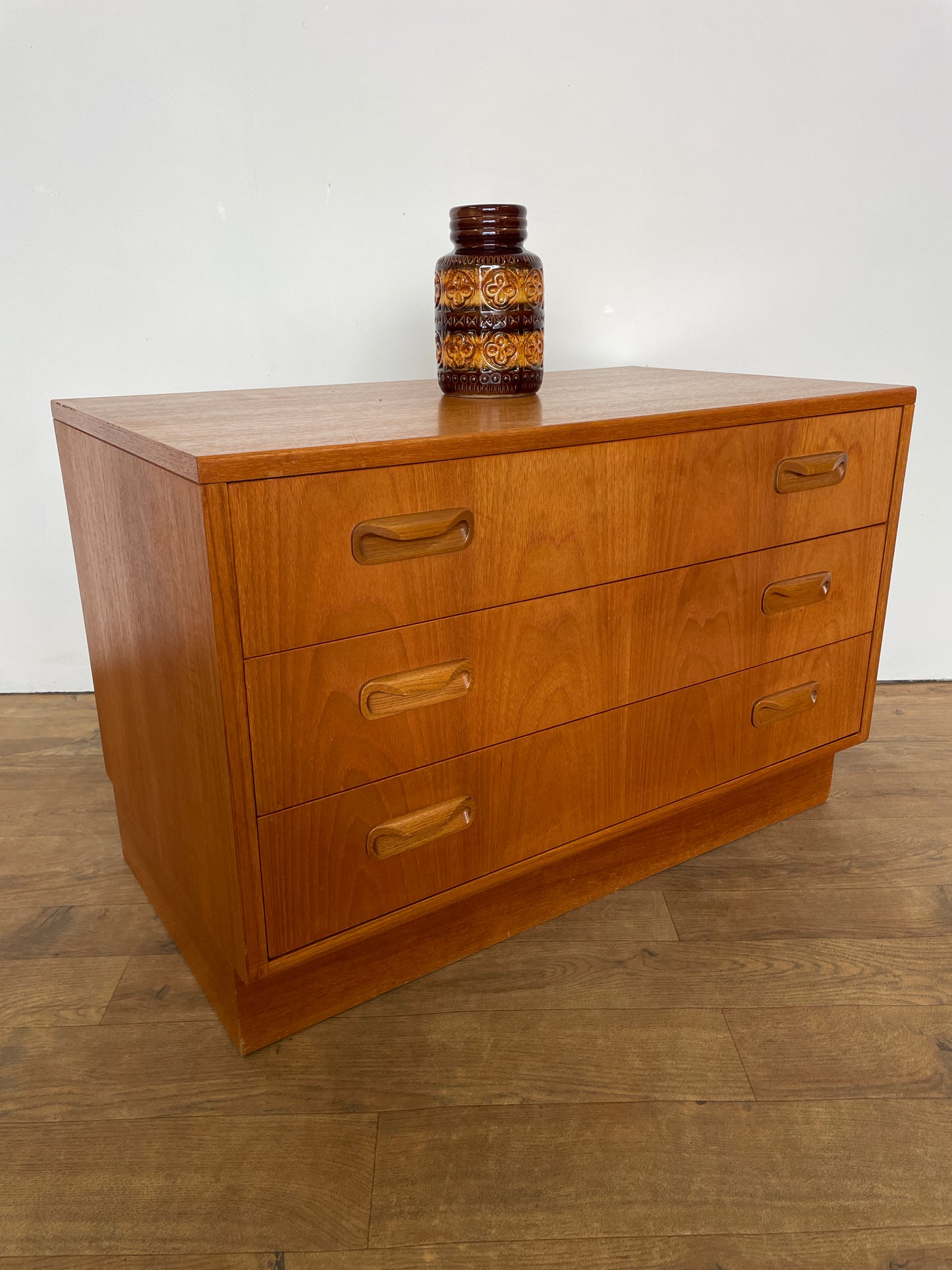 Mid-Century G Plan 3-Drawer Teak Chest of Drawers – Vintage Retro Storage