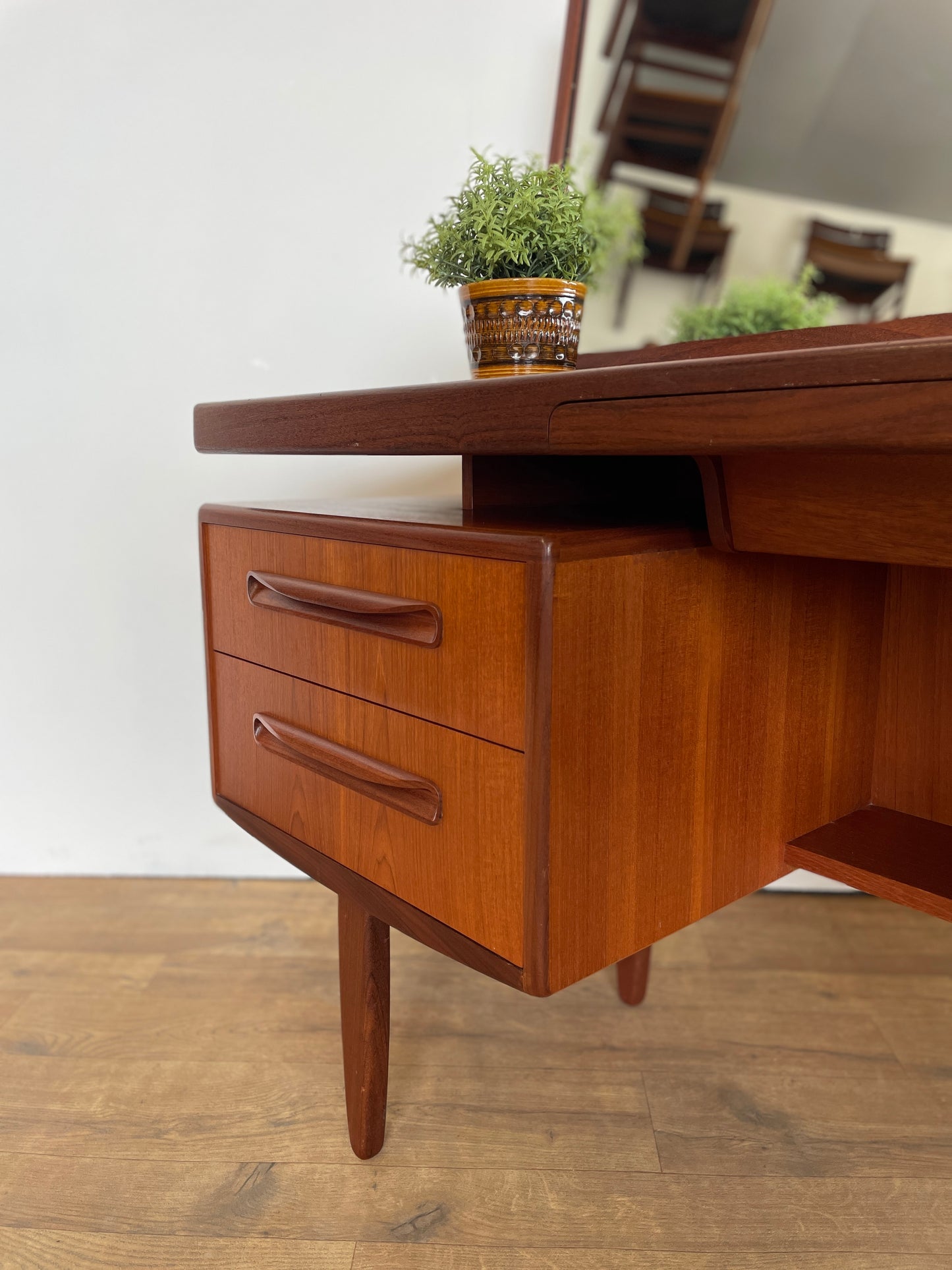 Vintage G Plan Fresco Teak Floating Top Dressing Table – Mid Century Modern