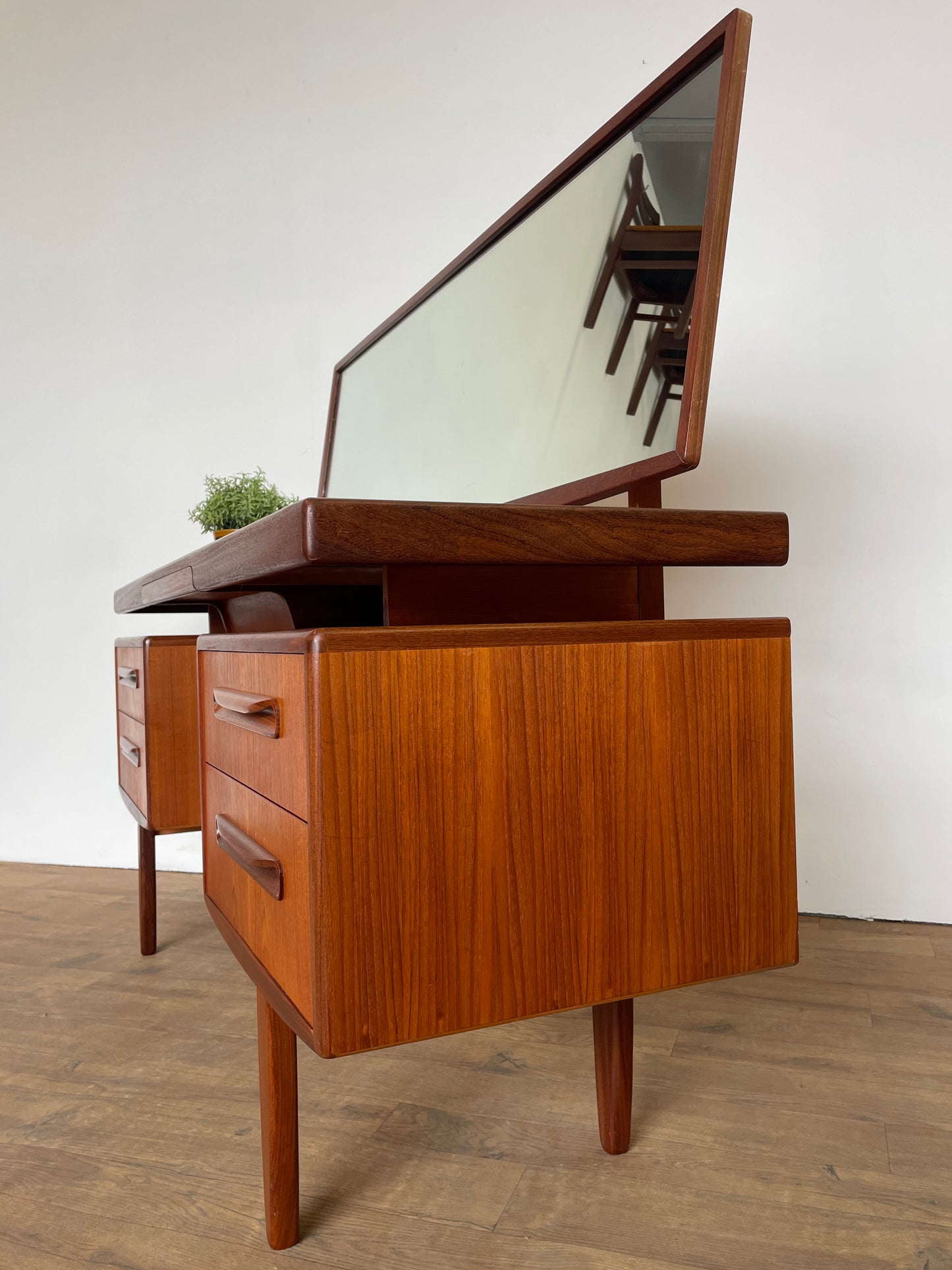 Vintage G Plan Fresco Teak Floating Top Dressing Table – Mid Century Modern