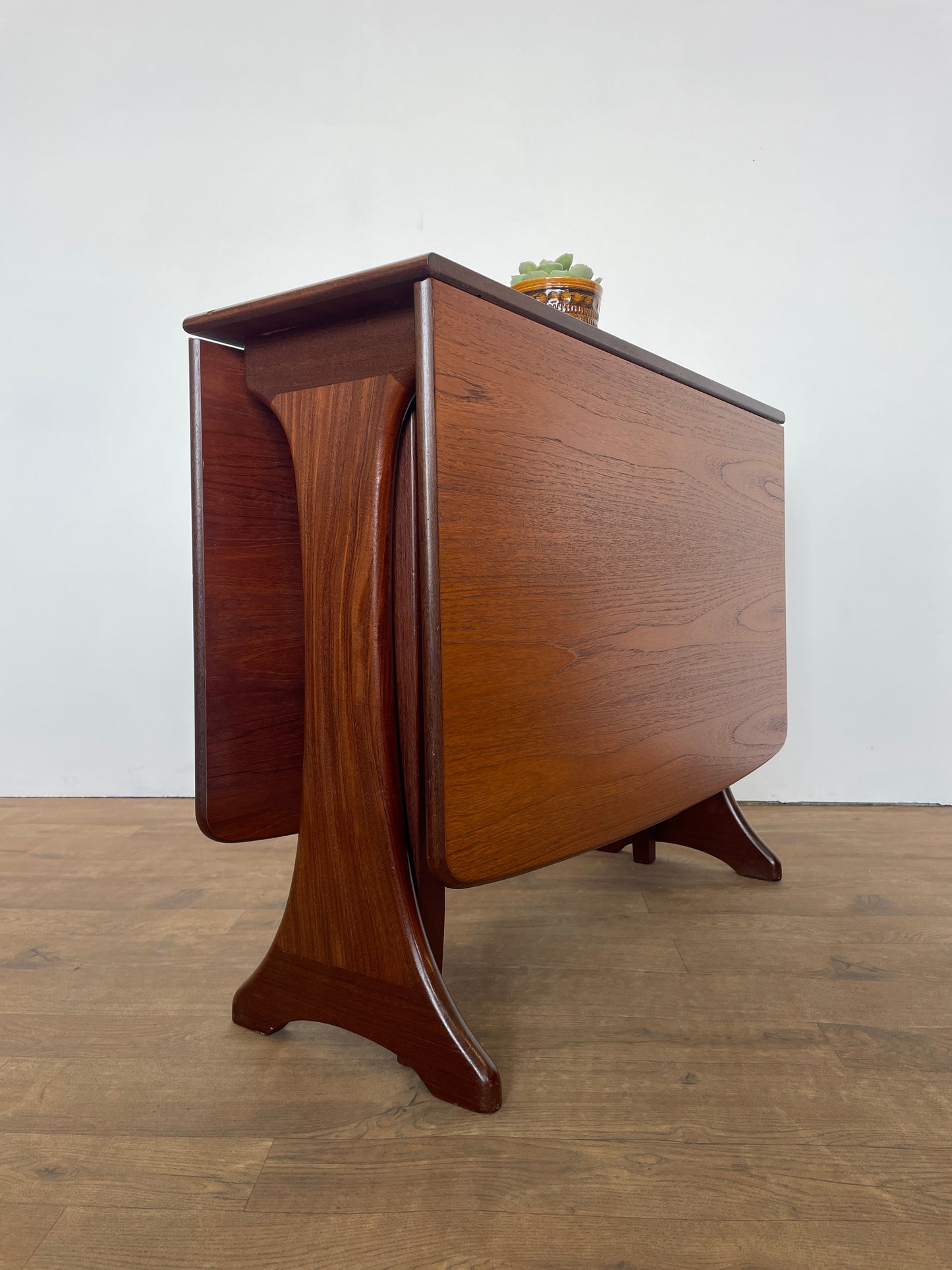 Vintage G Plan Drop Leaf Teak Dining Table – Mid-Century Extendable Elegance