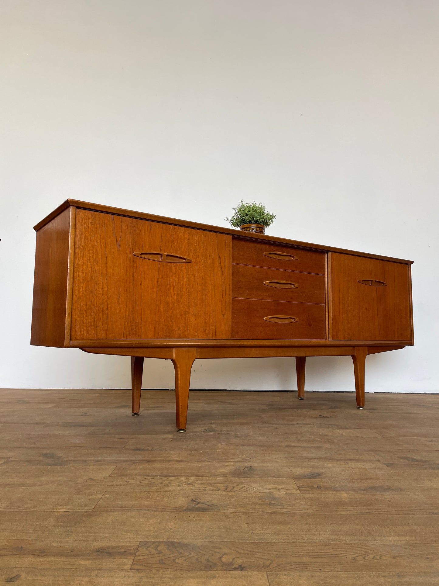 Mid-Century Jentique Teak Sideboard – 1960s Vintage Storage