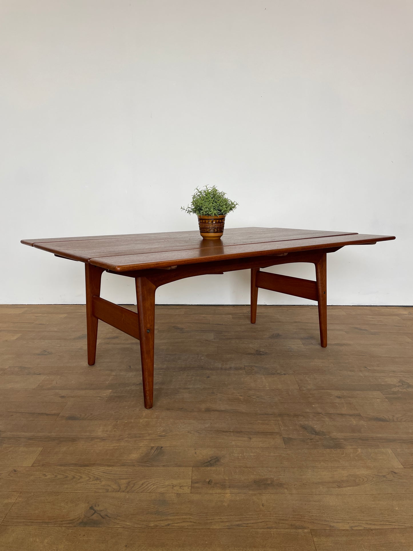 Danish 1960s Trioh Metamorphic Elevator Table – Teak Mid-Century Convertible Design