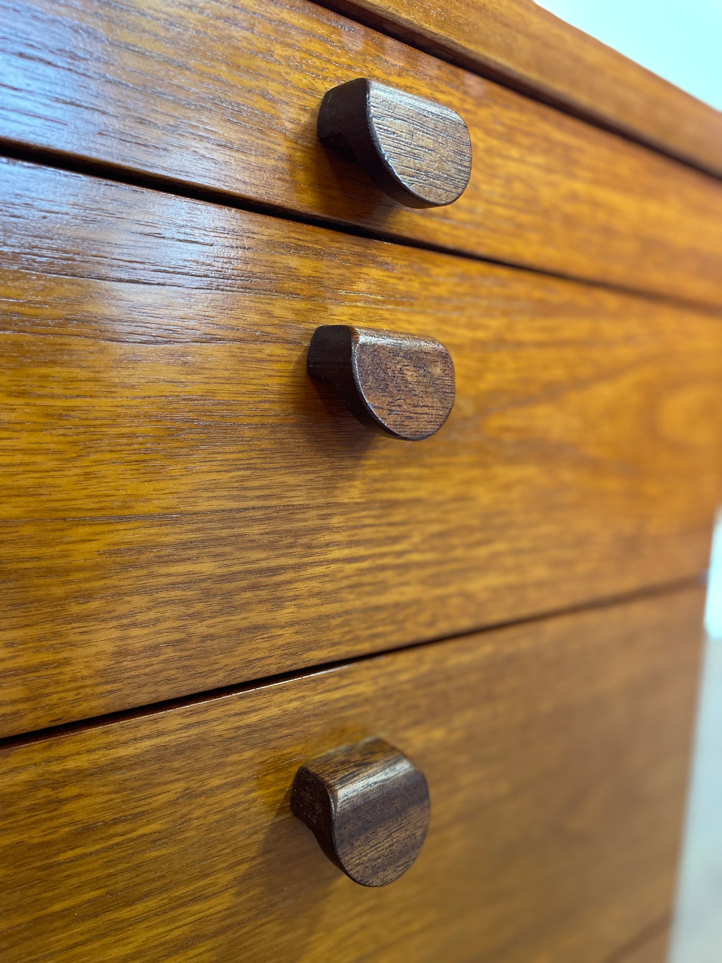 Mid-Century Stag Bedside Cabinet – Vintage Teak Nightstand