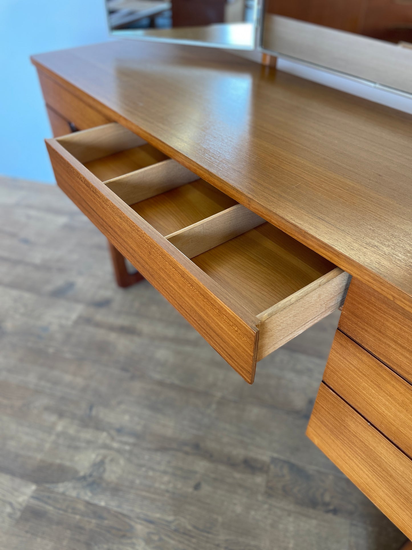 Mid-Century Uniflex Dressing Table by Gunther Hoffstead with Mirrors