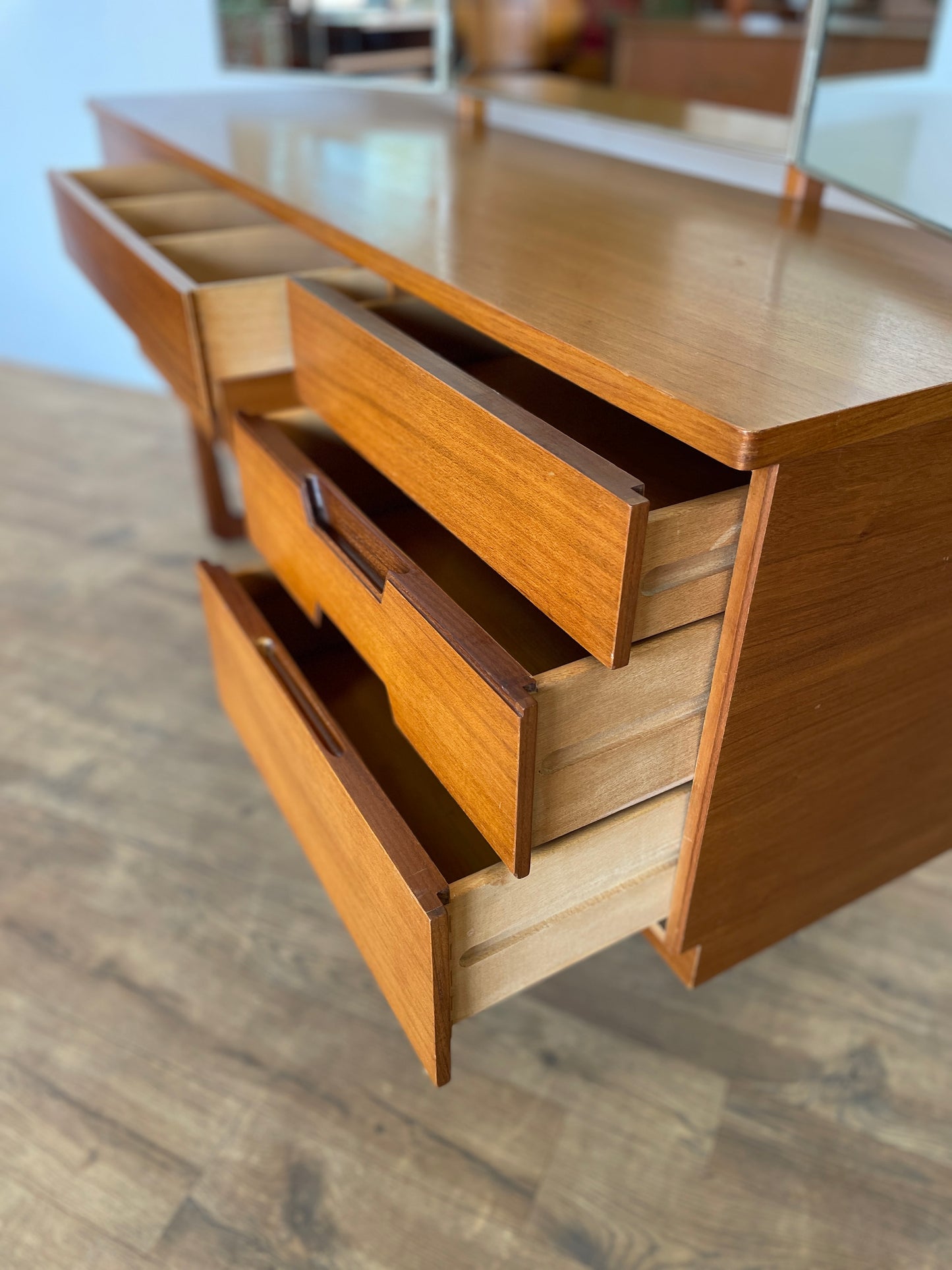 Mid-Century Uniflex Dressing Table by Gunther Hoffstead with Mirrors