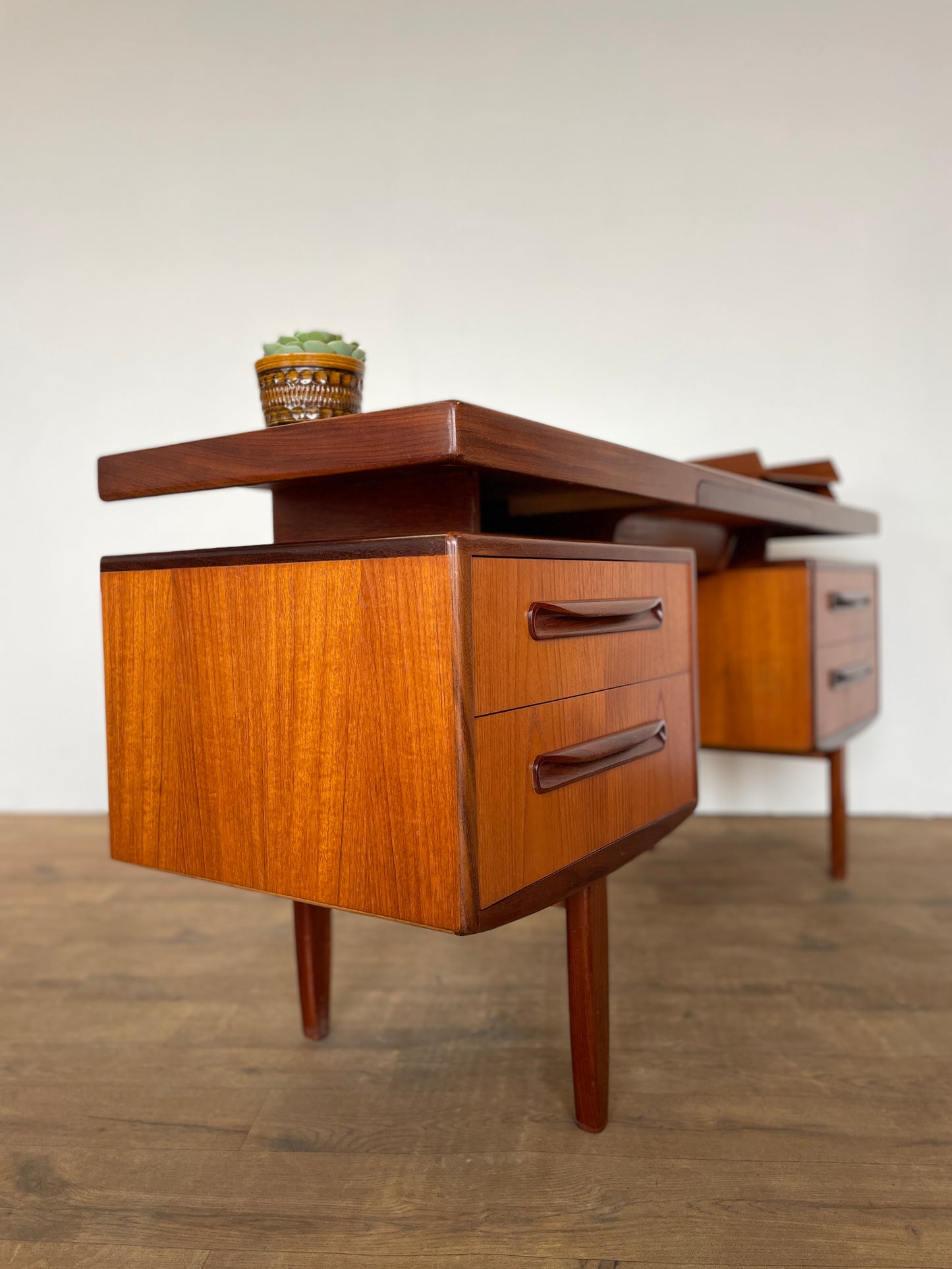 Vintage G Plan Fresco Teak Floating Top Desk – Mid Century Modern