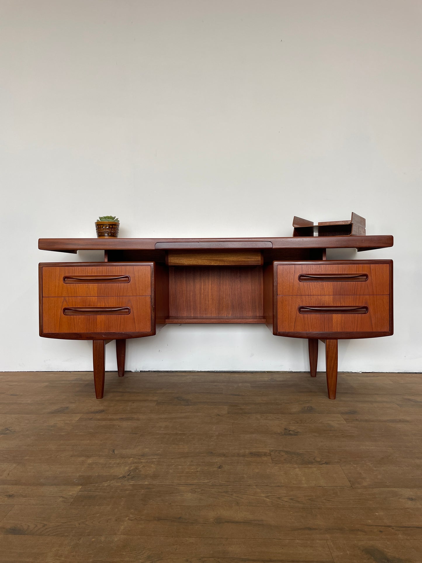 Vintage G Plan Fresco Teak Floating Top Desk – Mid Century Modern