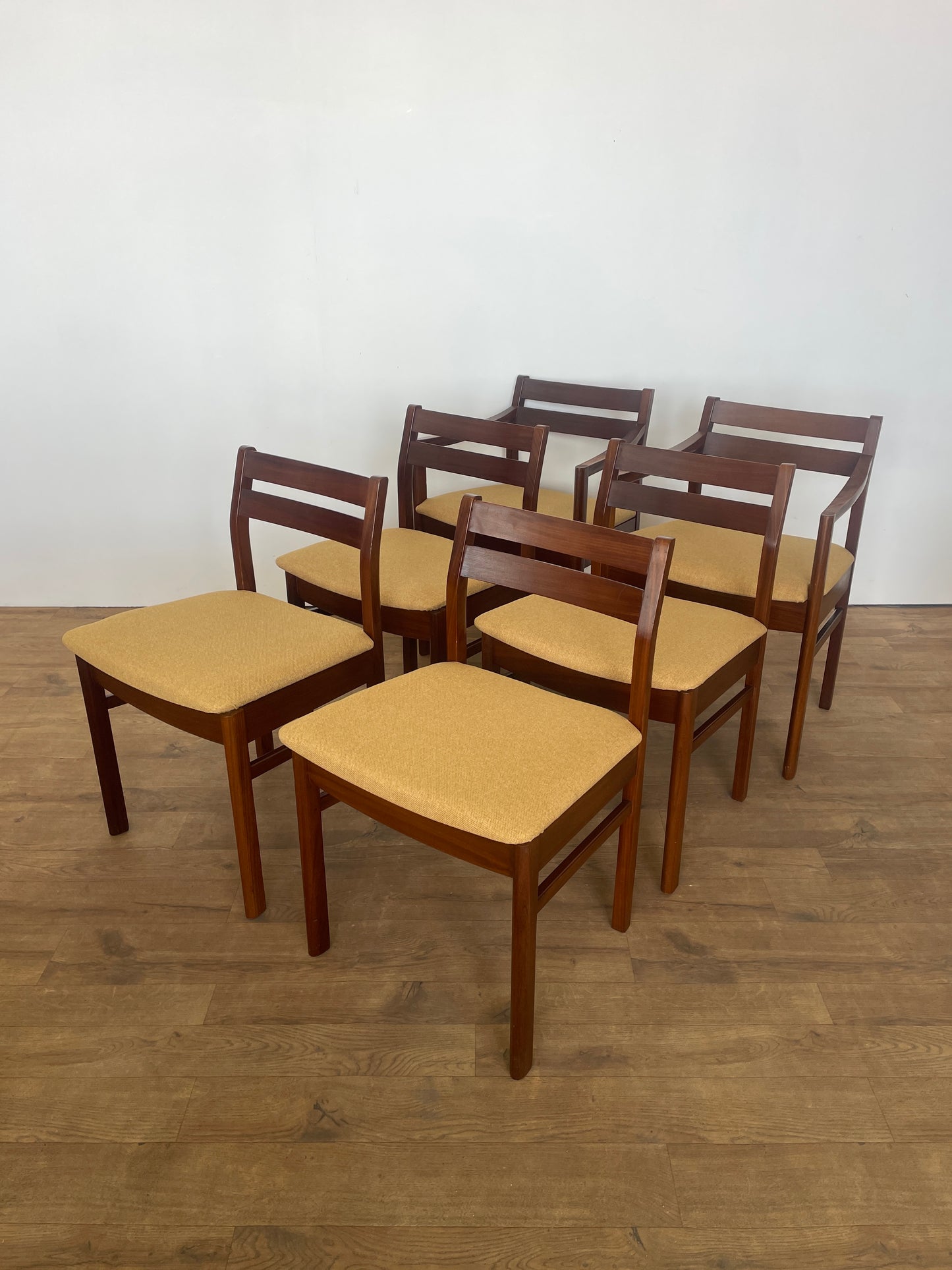 White & Newton Teak Extendable Dining Table & 6 Chairs – Mid-Century