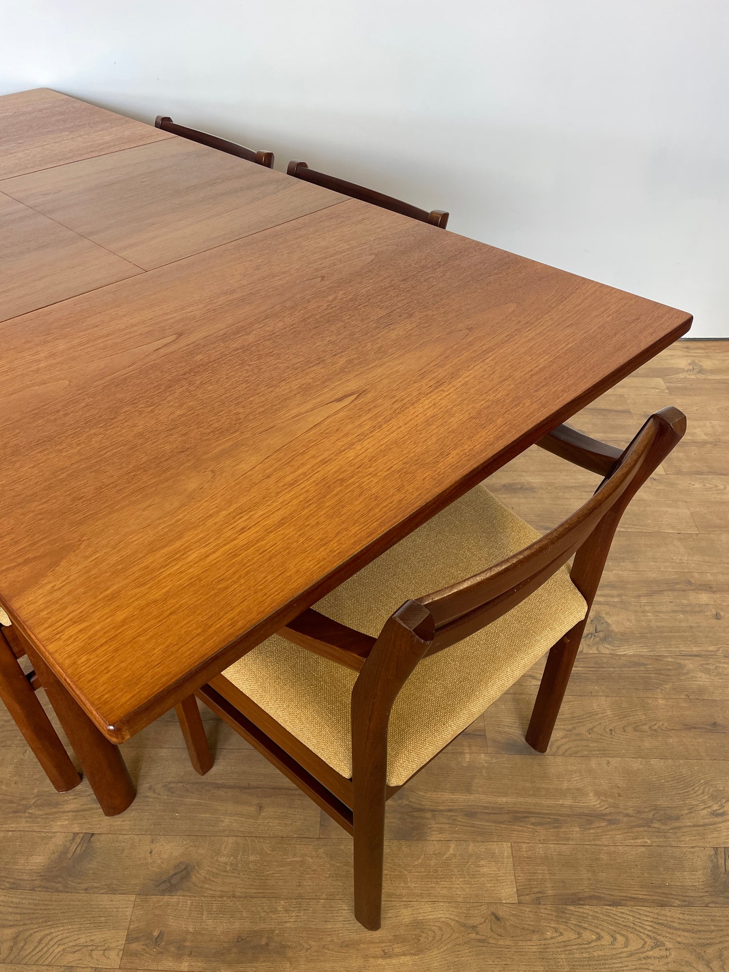 White & Newton Teak Extendable Dining Table & 6 Chairs – Mid-Century