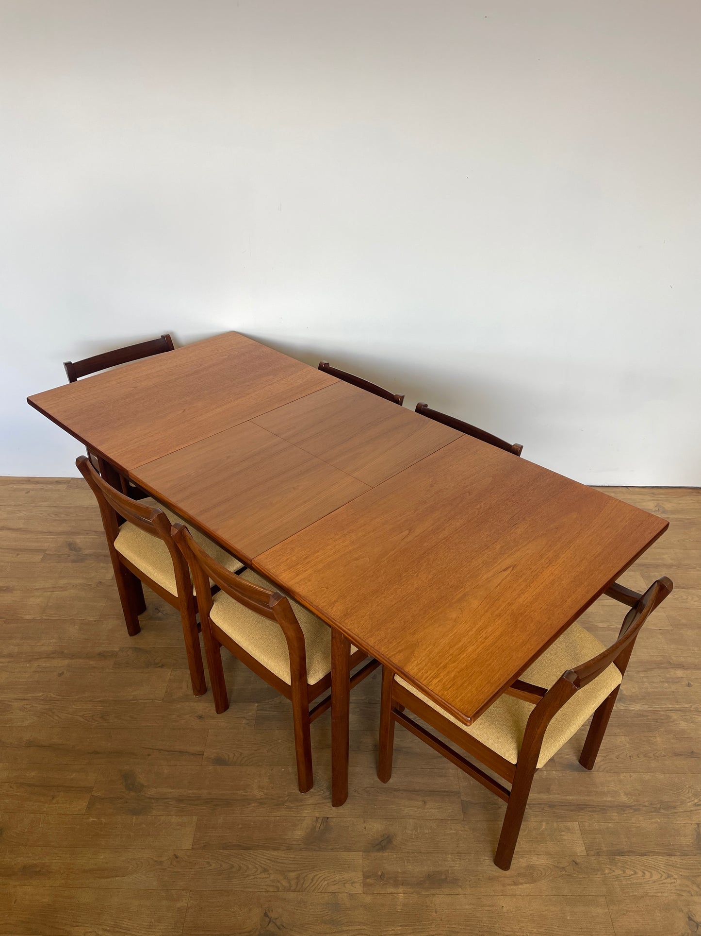 White & Newton Teak Extendable Dining Table & 6 Chairs – Mid-Century