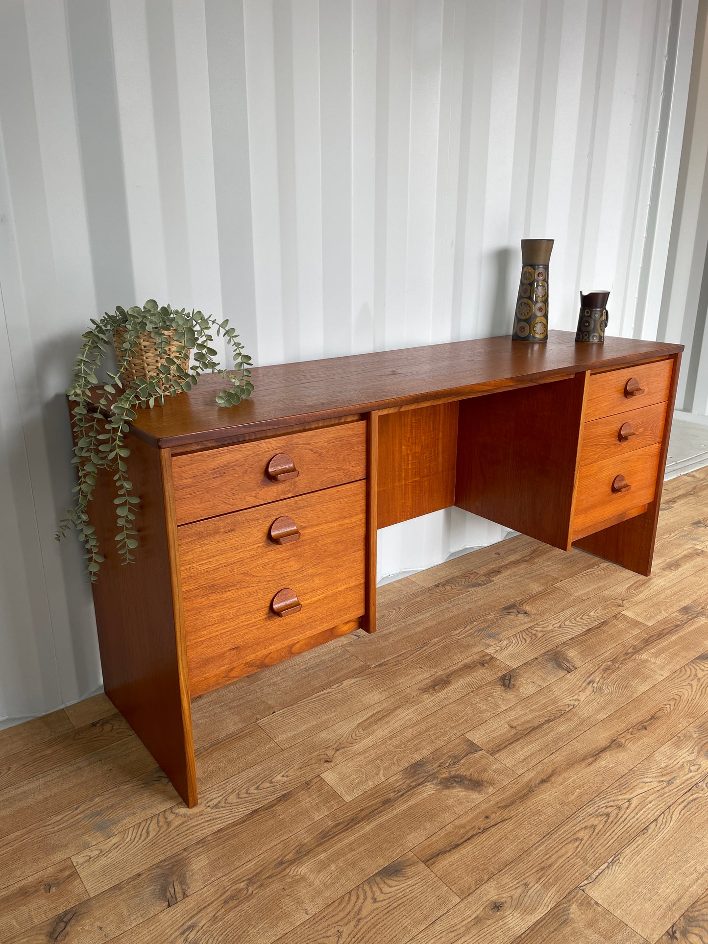 Stag Desk / Dressing Table w/ Drawers Mid-Century Vintage Retro MCM Teak