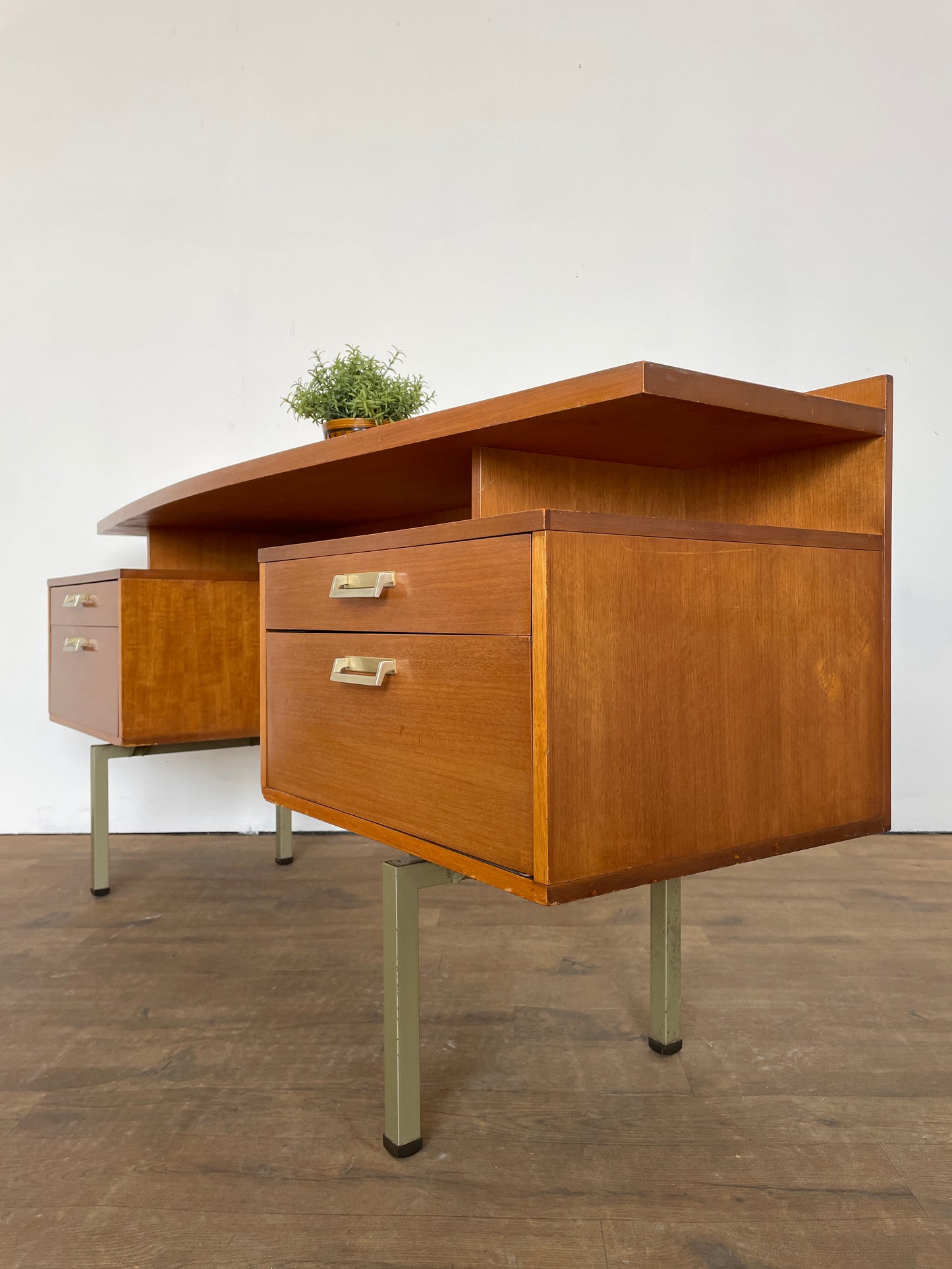 Mid-Century G Plan Limba Desk/Dressing Table by Leslie Dandy, 1960s UK