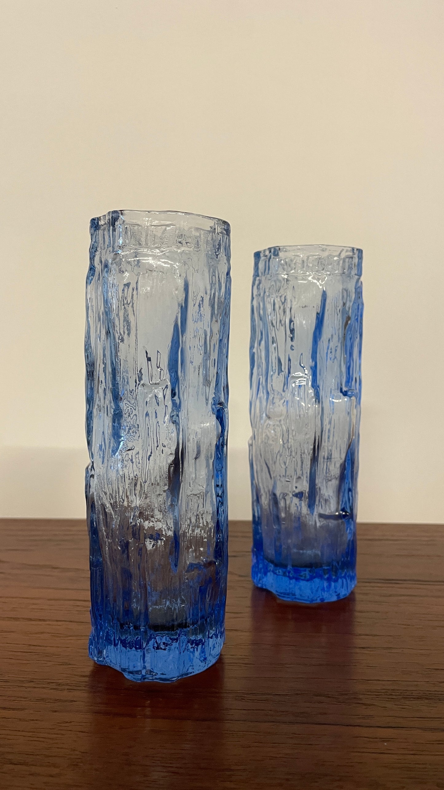 Pair of Vintage Mid-Century Ravenhead Blue Glass Vases – Textured Bark Effect – 17cm