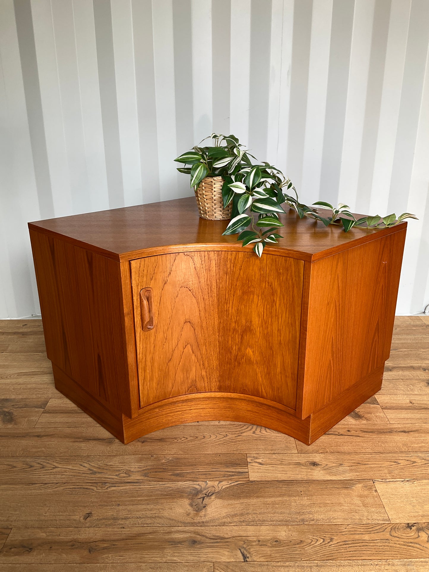 G Plan Corner Unit / Cabinet - Mid-Century Vintage Teak