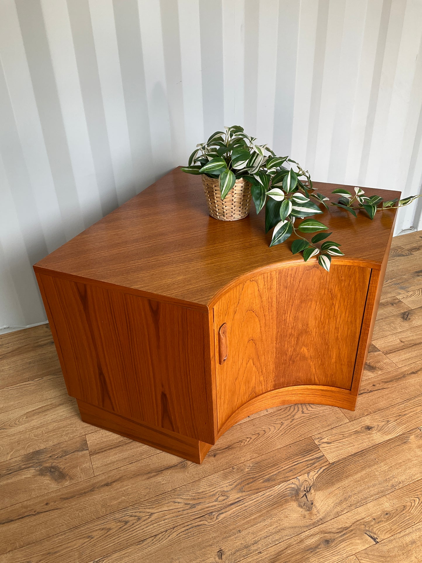 G Plan Corner Unit / Cabinet - Mid-Century Vintage Teak