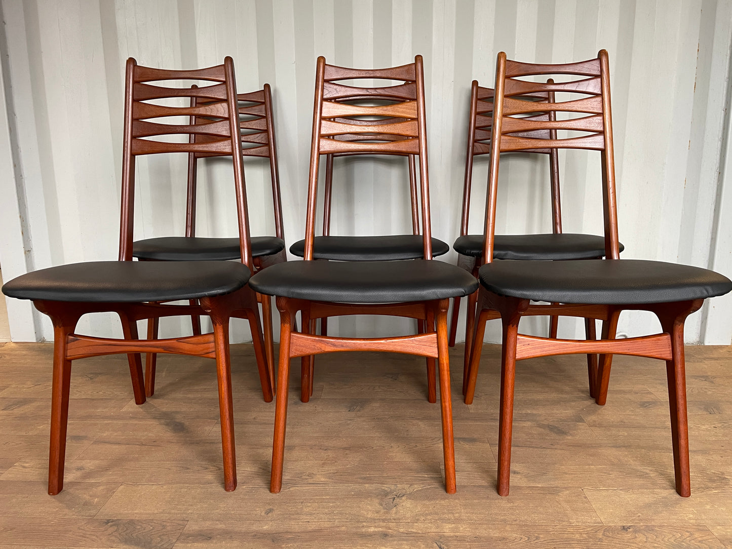 Set of 6 Danish Teak Mid-Century Dining Chairs by Boltinge Stolefabrik – Model 83
