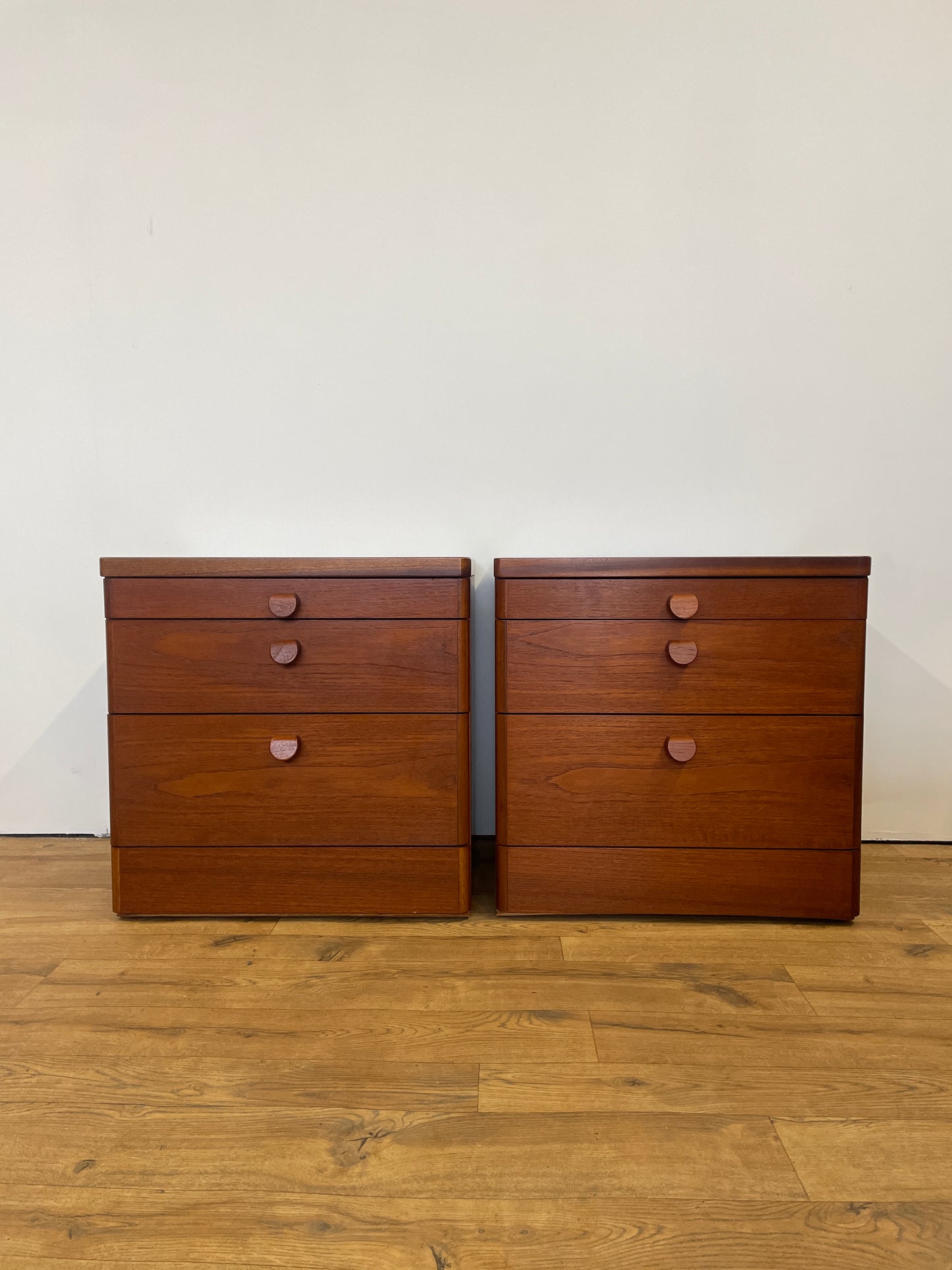 Pair of Stag Bedsides - Teak Mid-Century Vintage w/ Pull Out Shelf - UK Made