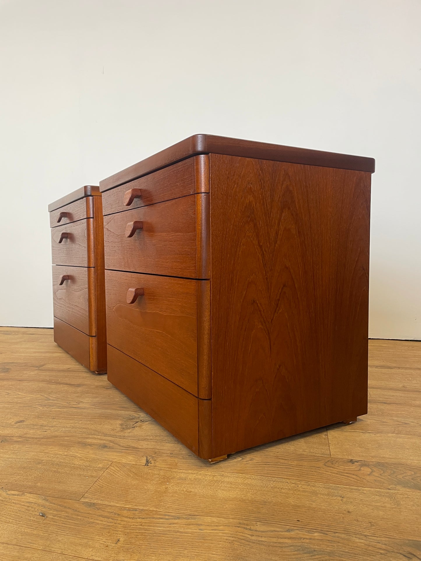 Pair of Stag Bedsides - Teak Mid-Century Vintage w/ Pull Out Shelf - UK Made