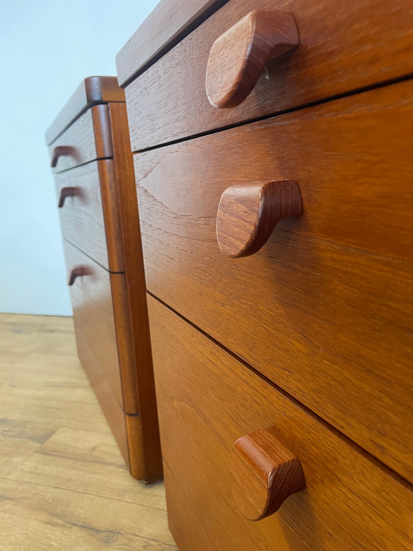 Pair of Stag Bedsides - Teak Mid-Century Vintage w/ Pull Out Shelf - UK Made