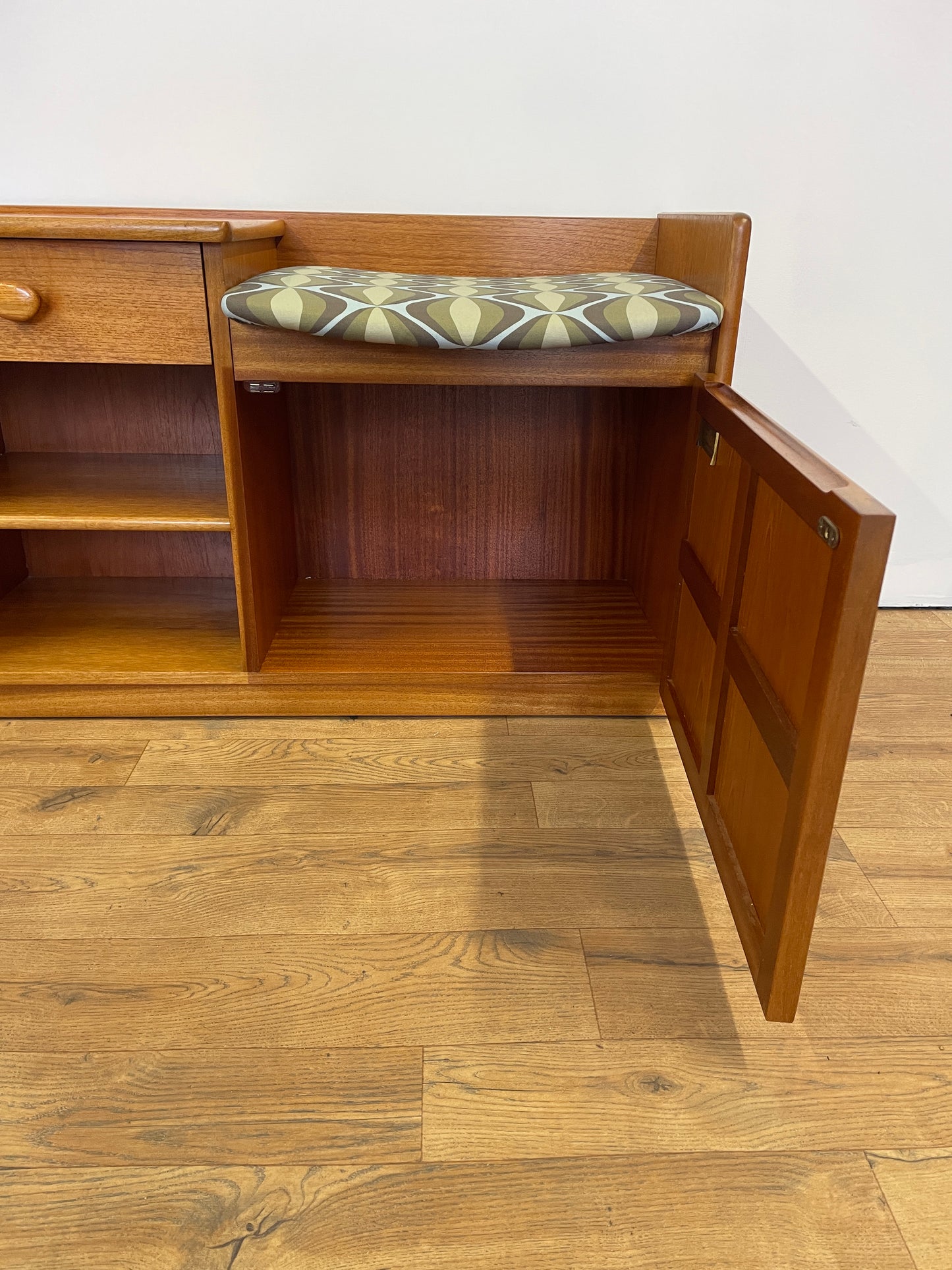 Nathan Mid-Century Telephone Table Teak - Compact Retro Sideboard Hall Seat Bench