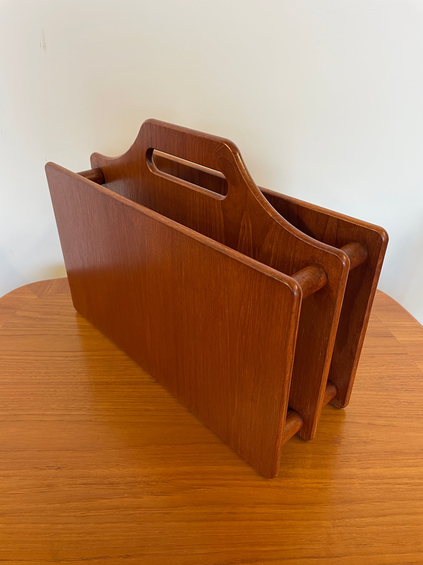 Danish Vintage Vinyl Record Holder / Magazine Rack - Teak