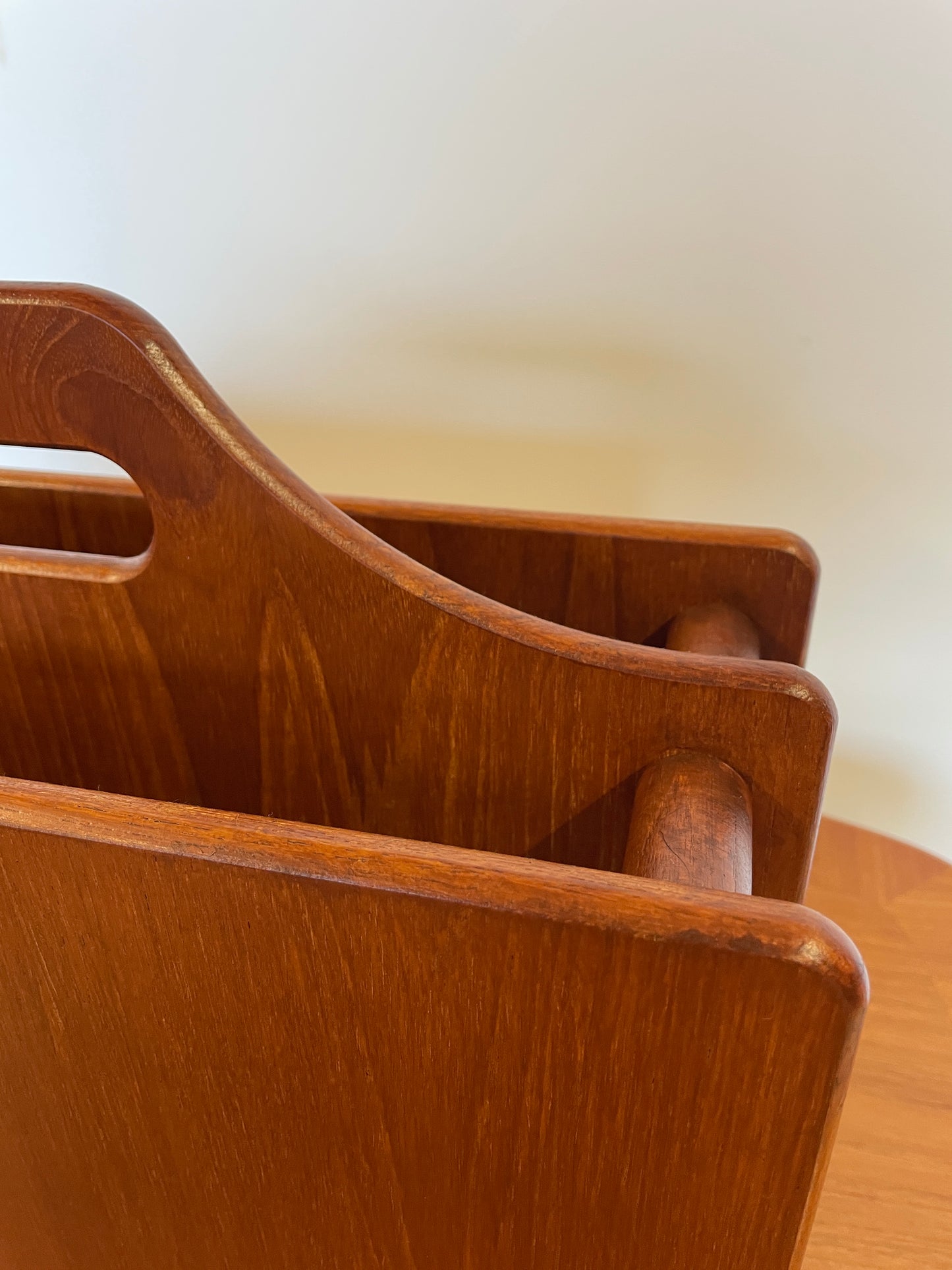 Danish Vintage Vinyl Record Holder / Magazine Rack - Teak