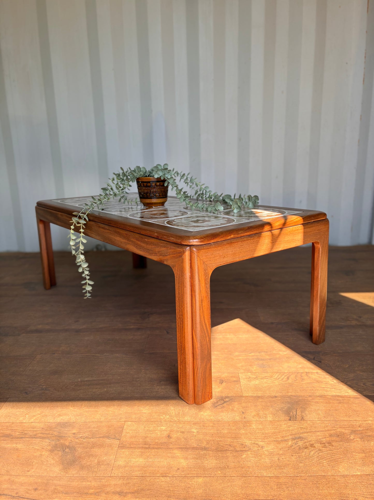 G Plan Teak Coffee Table with Tiled Top – Vintage Retro Tile Inlay Table – Mid-Century