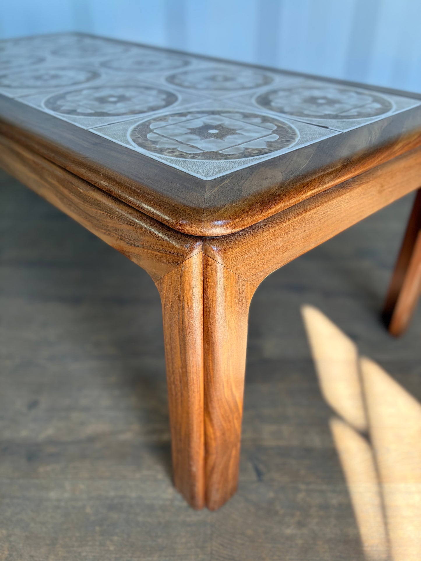 G Plan Teak Coffee Table with Tiled Top – Vintage Retro Tile Inlay Table – Mid-Century
