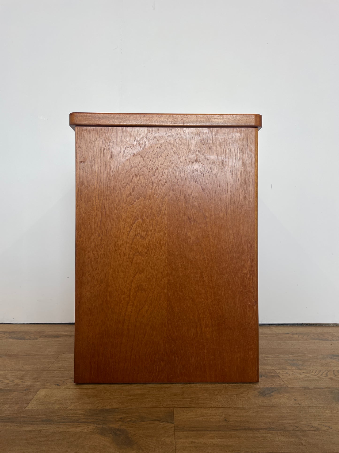 Vintage Teak Stag Blanket Box – Mid Century Modern Storage Chest