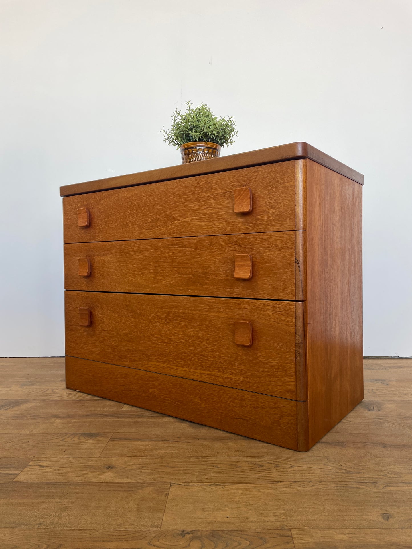 Vintage Stag Chest of Drawers – Mid-Century Modern 3 Drawer Teak Dresser